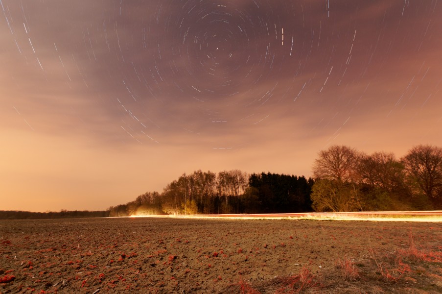 2012-03-31 22-40-56-startrails