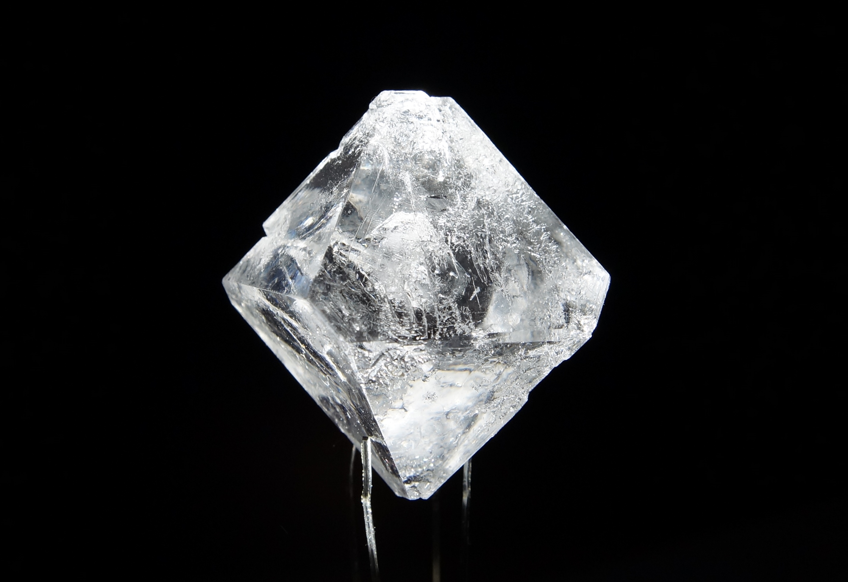 Alumiiniumkaaliumsulfaati monokristall