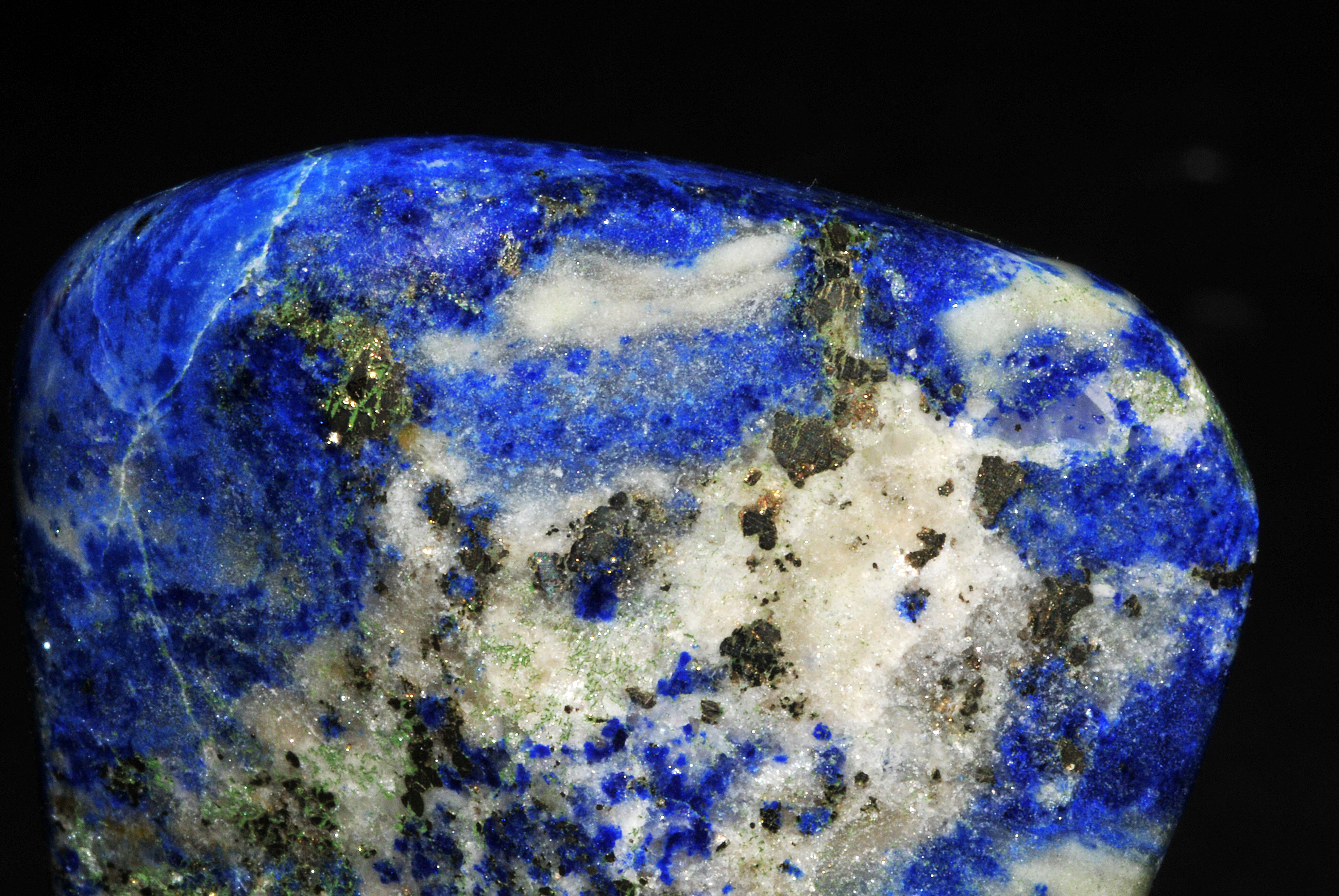 Lazurite polie (Afghanistan) 1 
