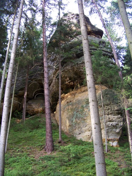 Šemanovice, Hradkov, skála u jeskyně Maštale