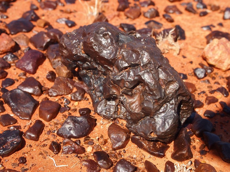 Desert varnish