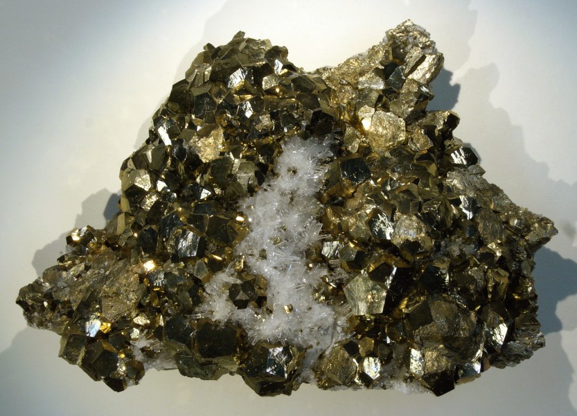 Pyrite-arag-elba hg