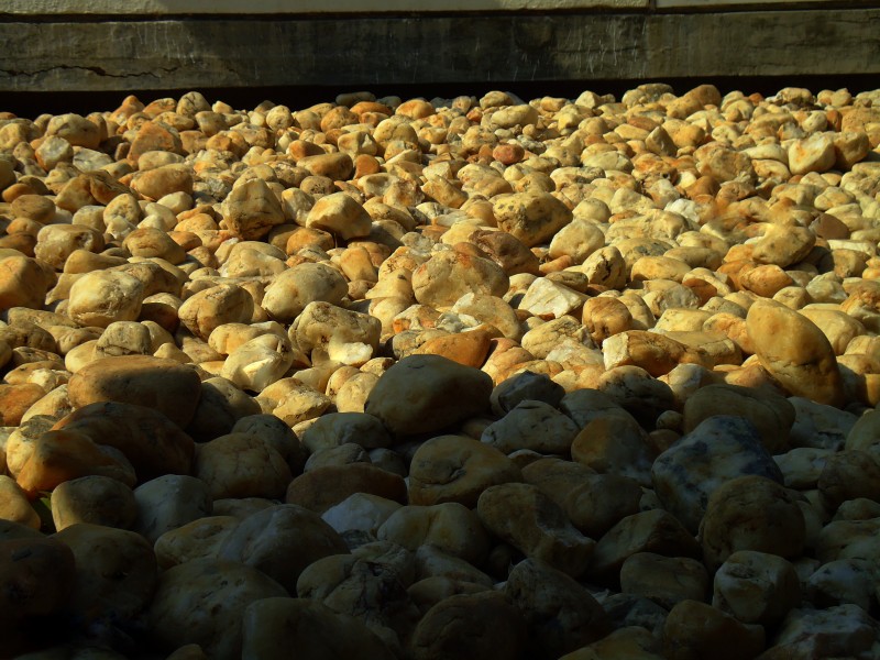 Stone's Sun bath