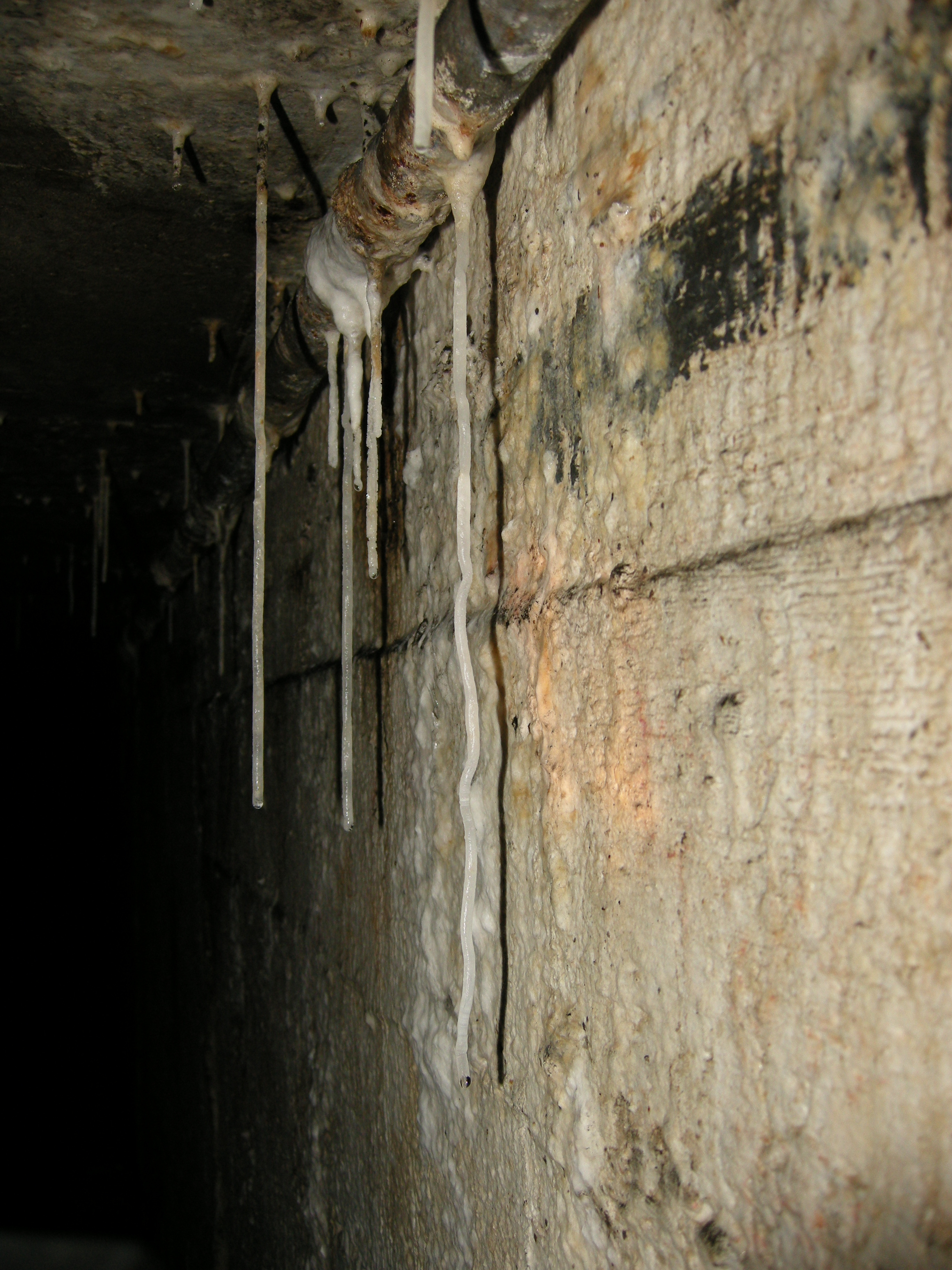 Thomas Bresson - Stalactites (by)