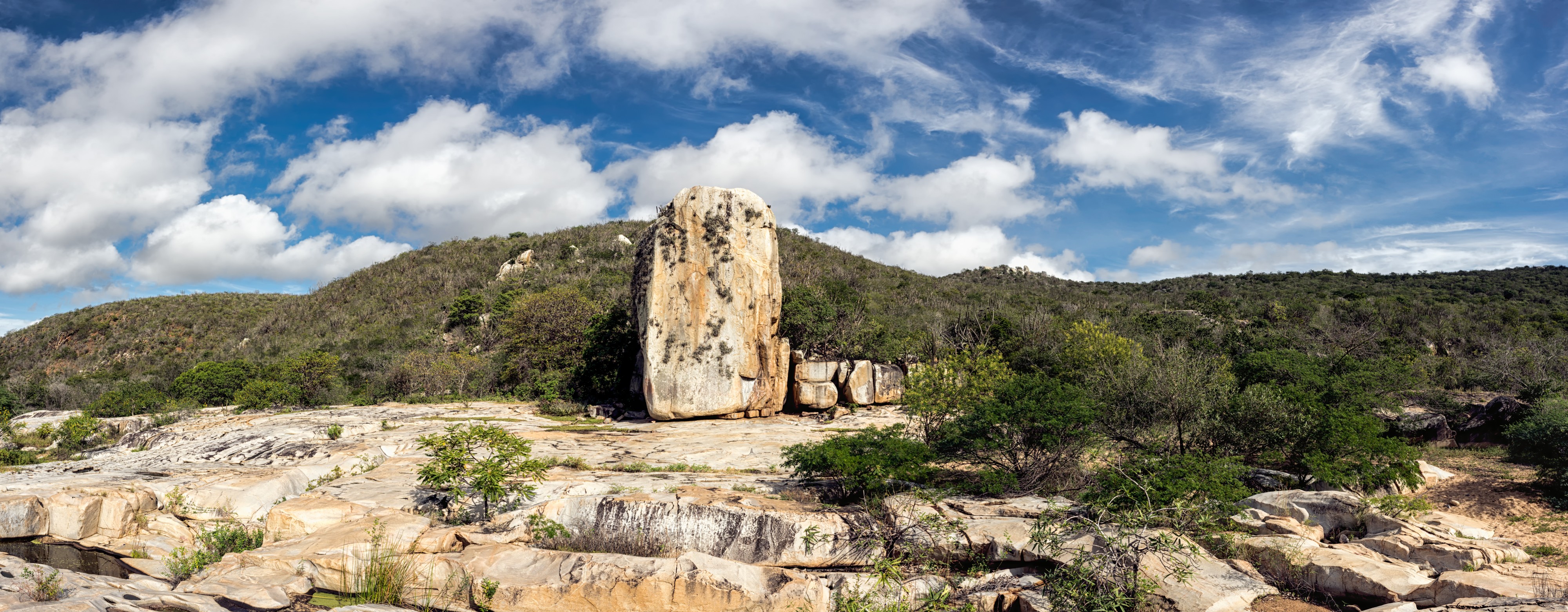 Pedra do Altar em Barra de Santana