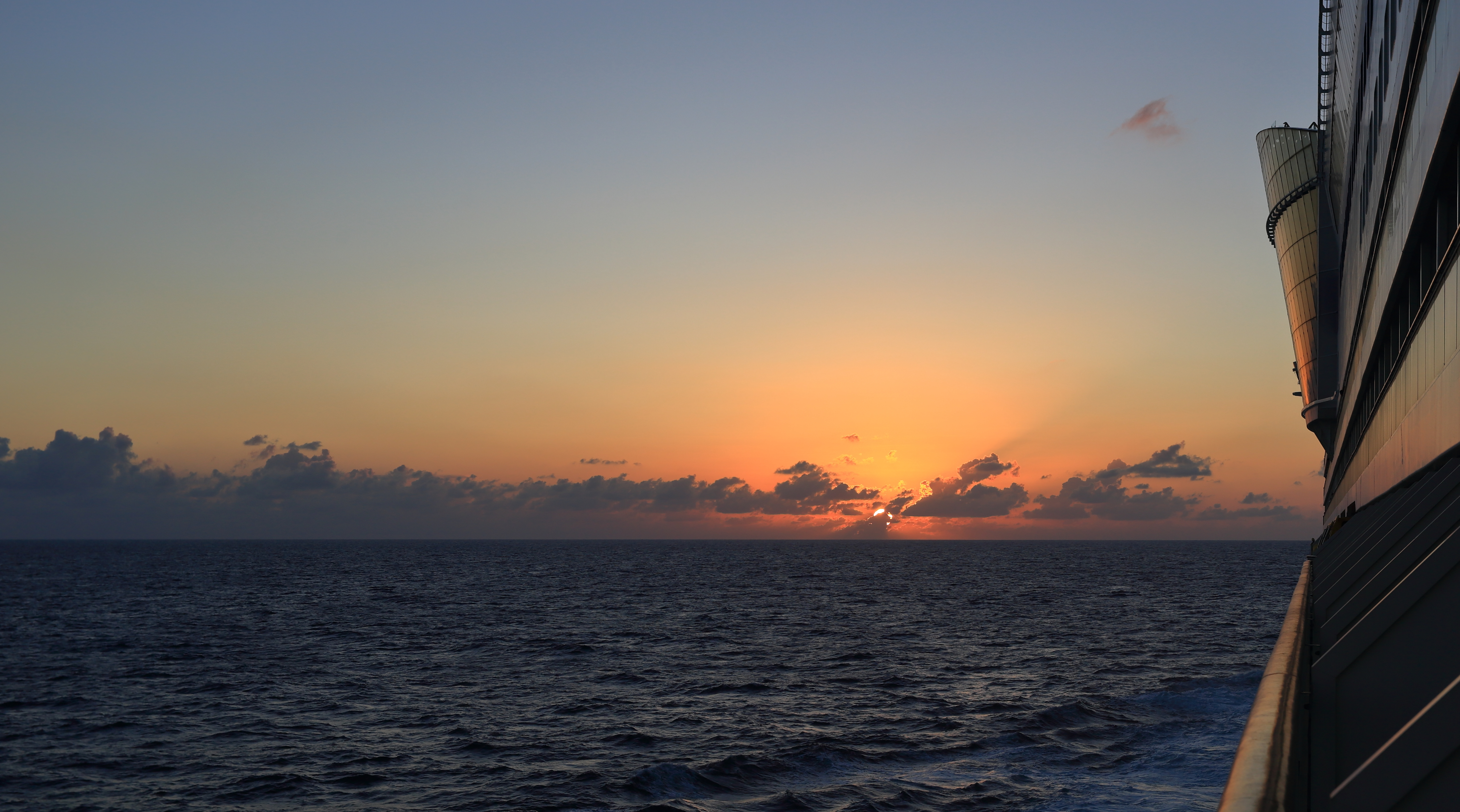 AIDluna - Caribbean Sunset