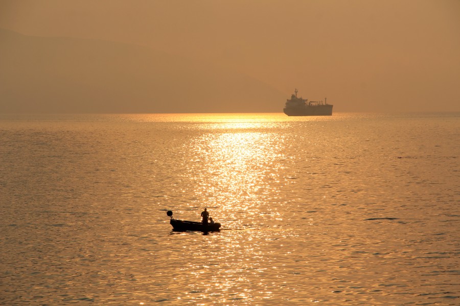 28 gusht Vlore, sunset