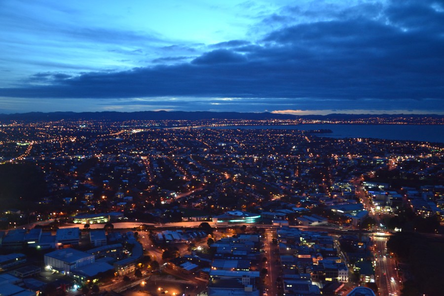 Auckland from above (7187525370)