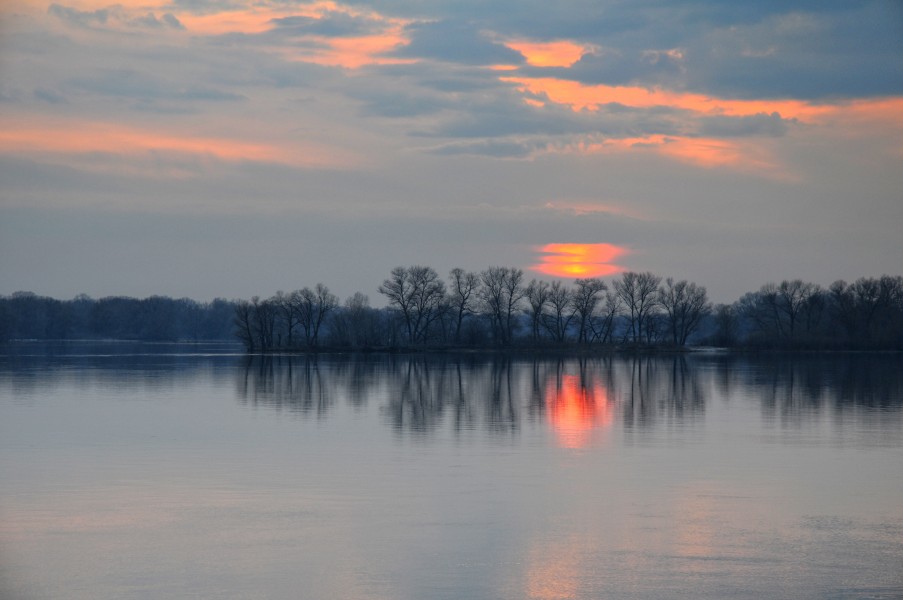 Sunset Kremenchucki Plavni Pol-32