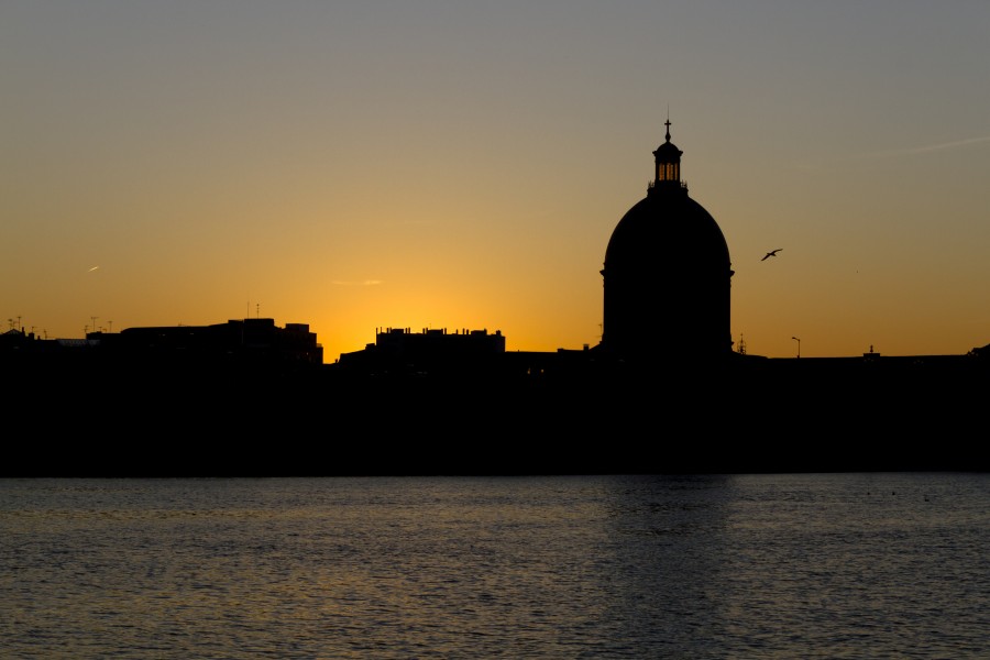 Toulouse - Garonne Skyline at Sunset - 2012-02-22