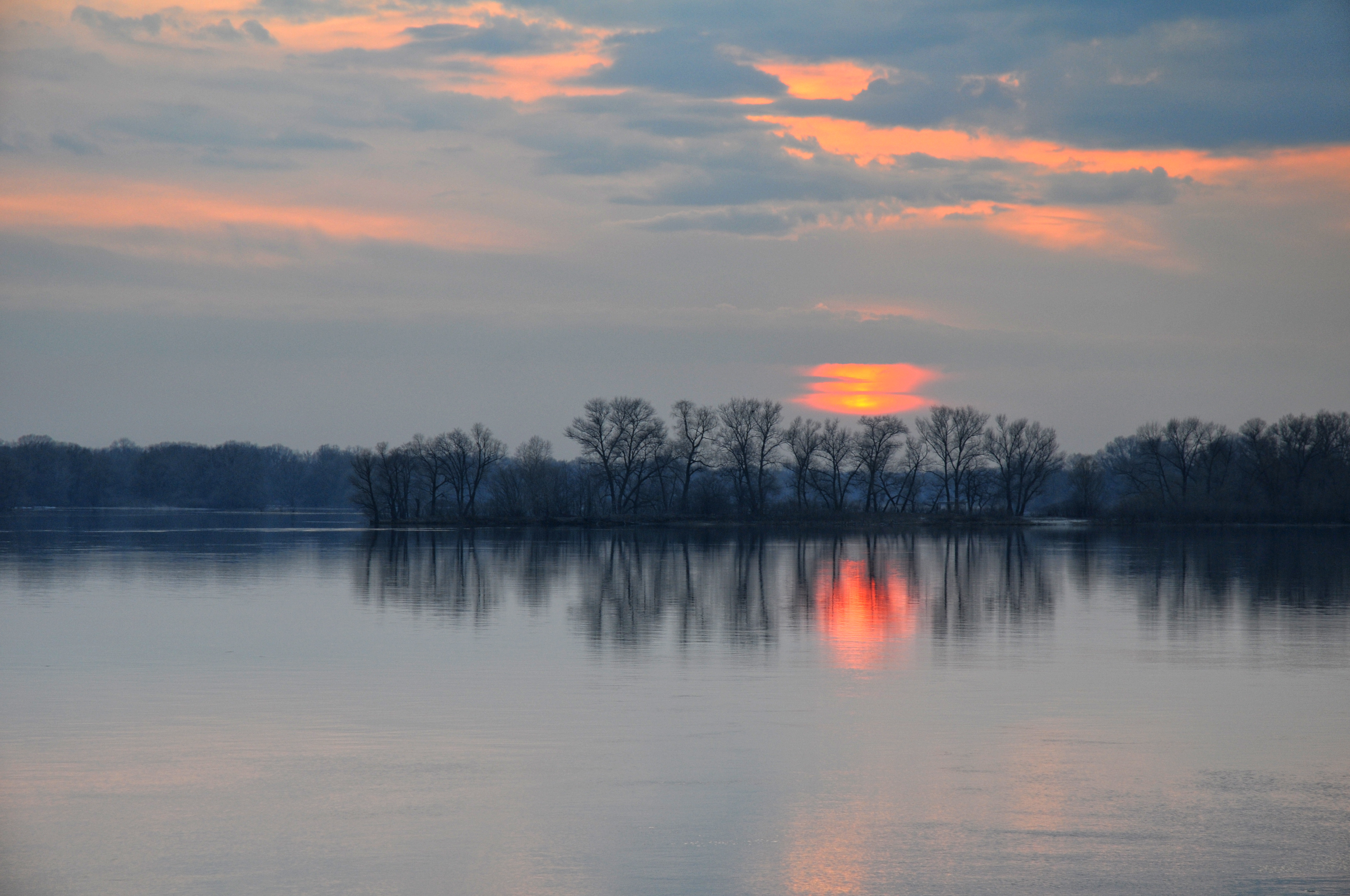 Sunset Kremenchucki Plavni Pol-32
