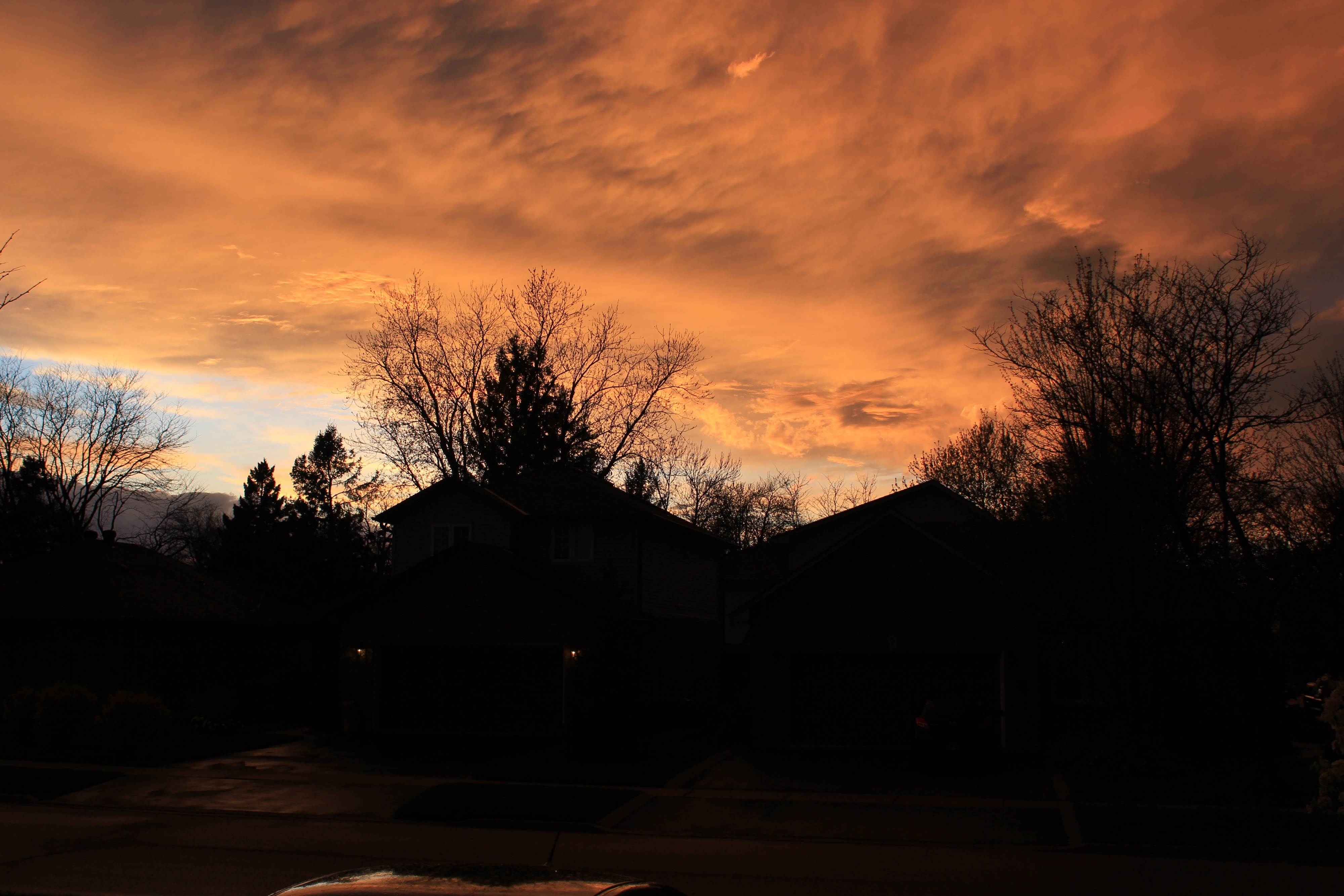 Waterdown at night-Laslovarga (2)