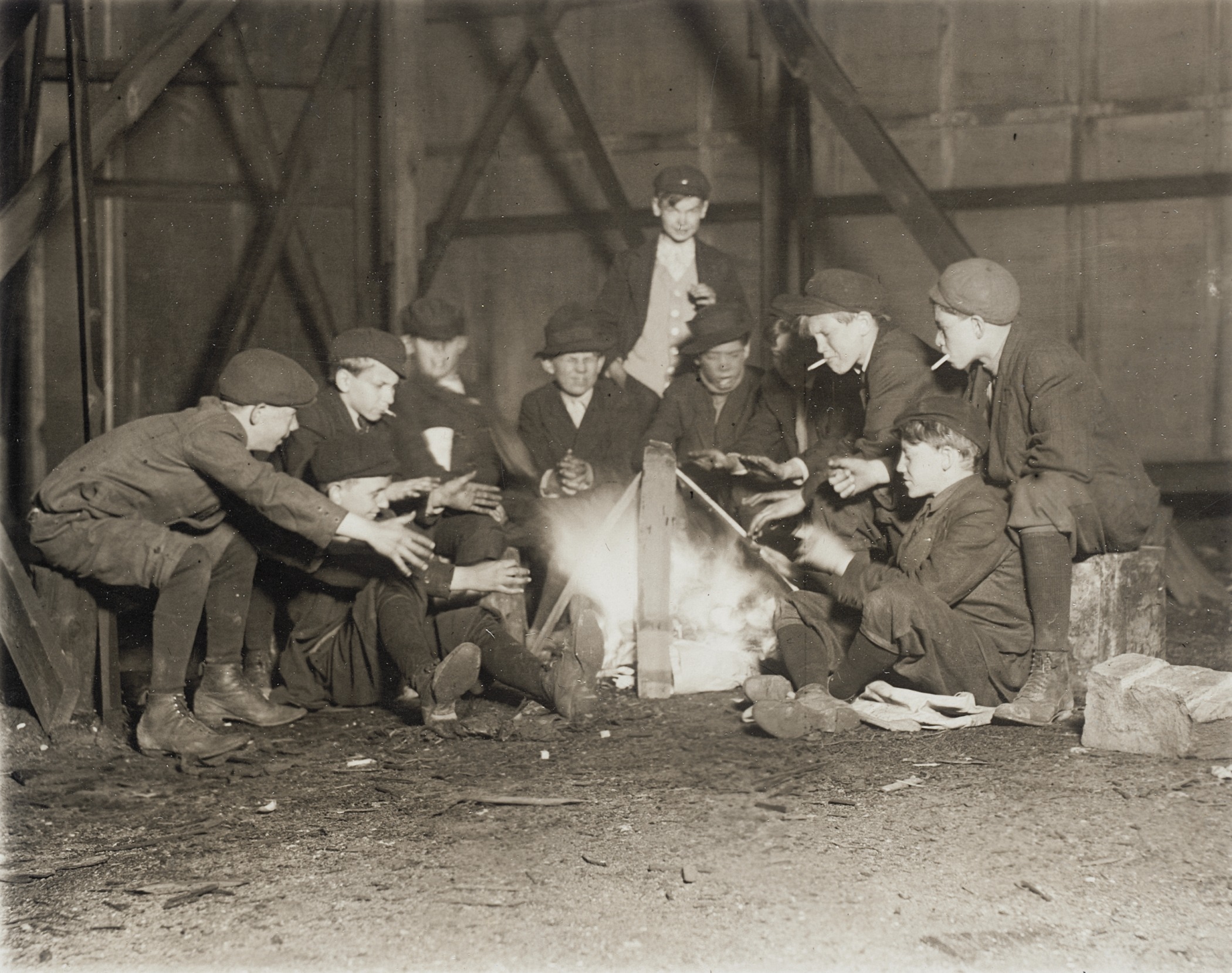 Gang of Newsboys at 10-00 p.m. LACMA M.2000.174.16