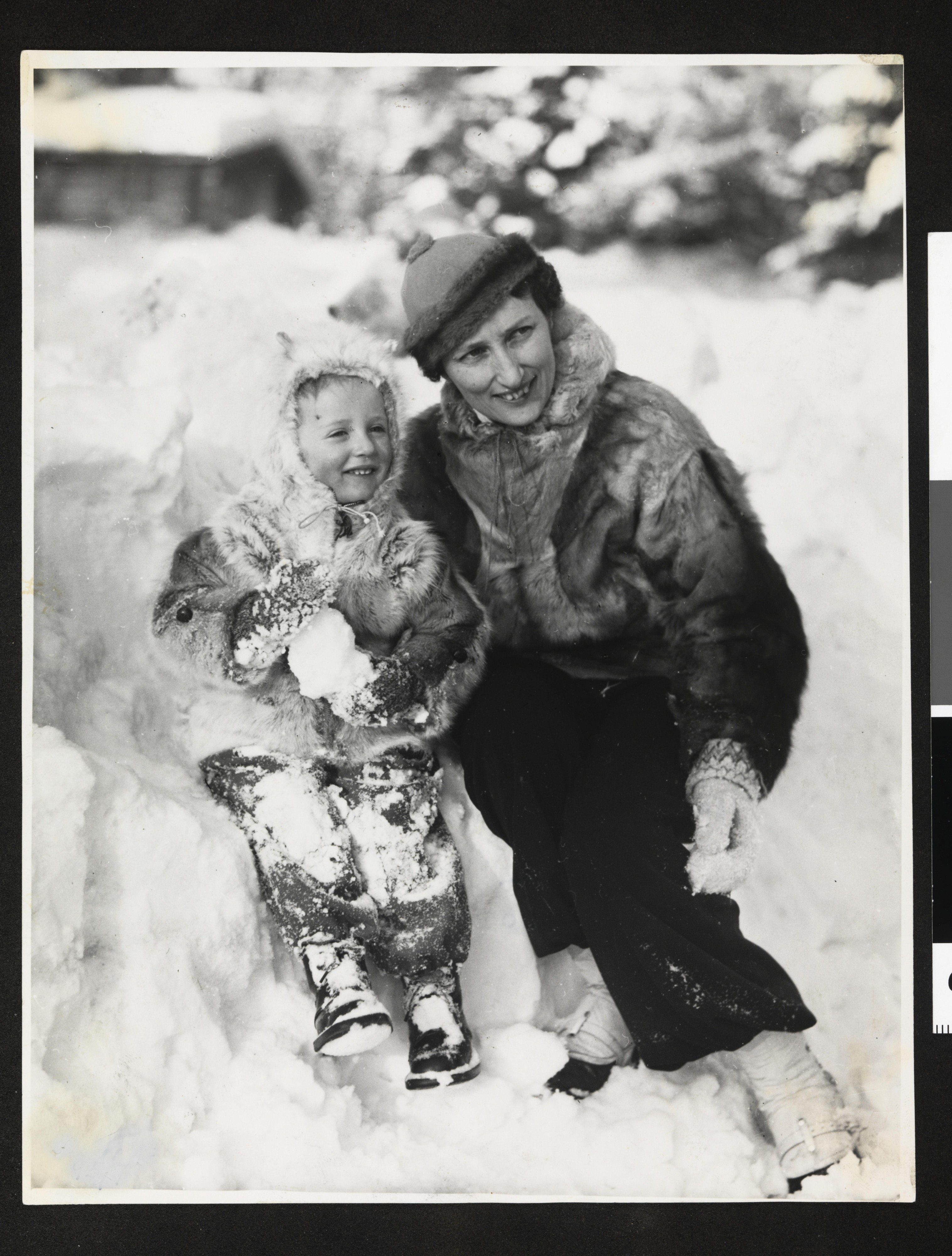 Kronprinsesse Märtha og kronprins Olav, 1939 - no-nb digifoto 20151221 00026 blds 04775