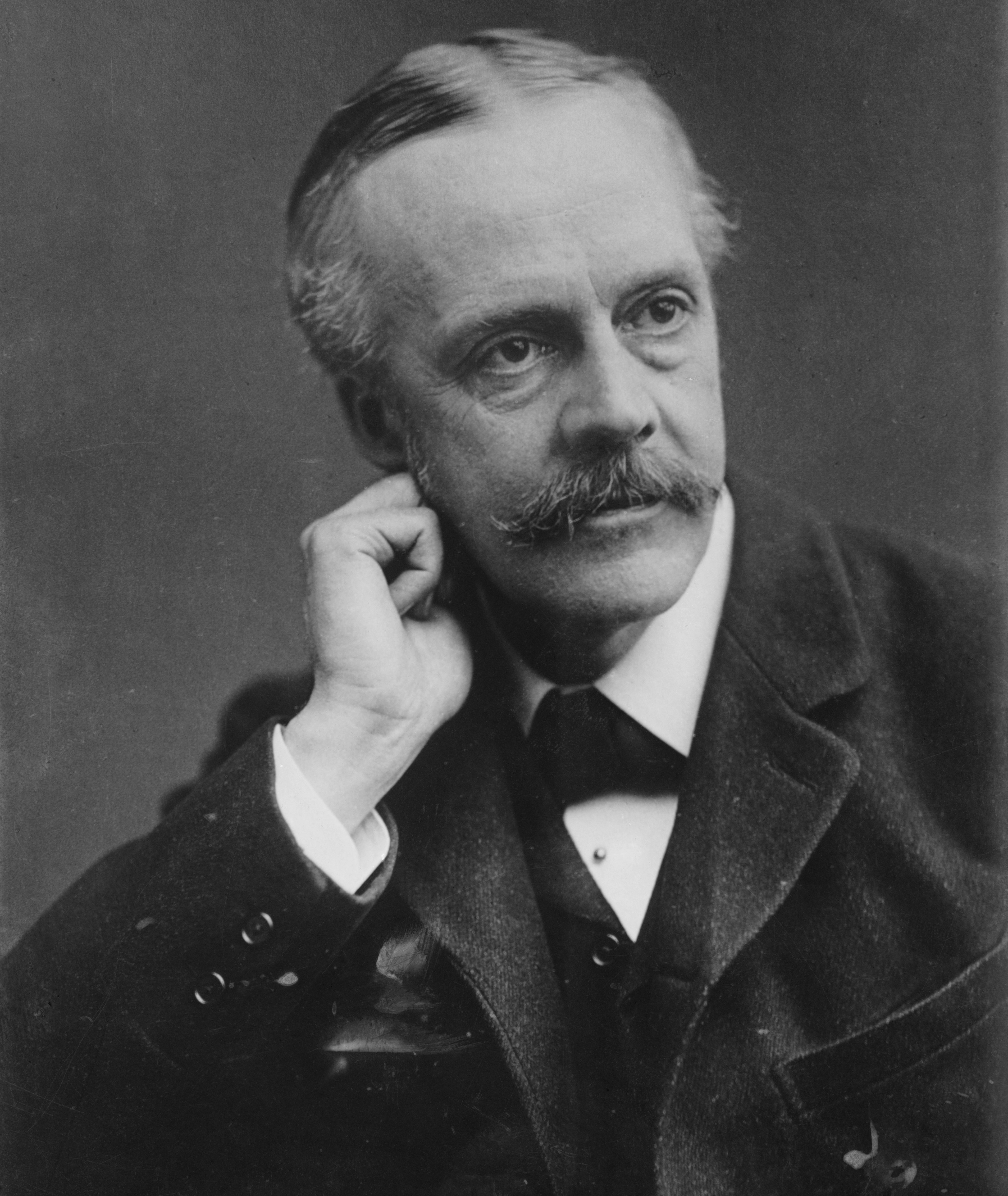 Arthur Balfour, photo portrait facing left