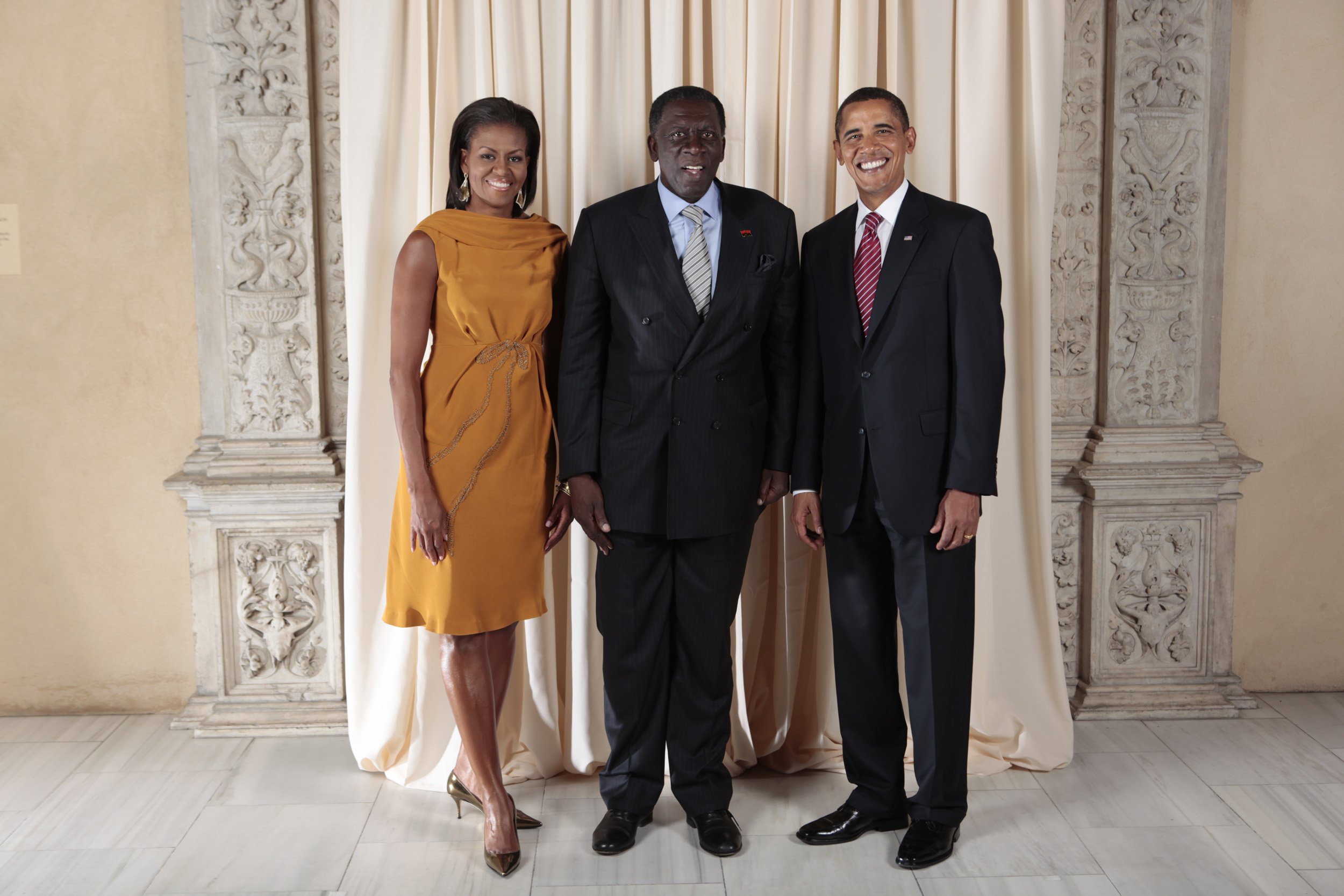 Assuncao Afonso dos Anjos with Obamas