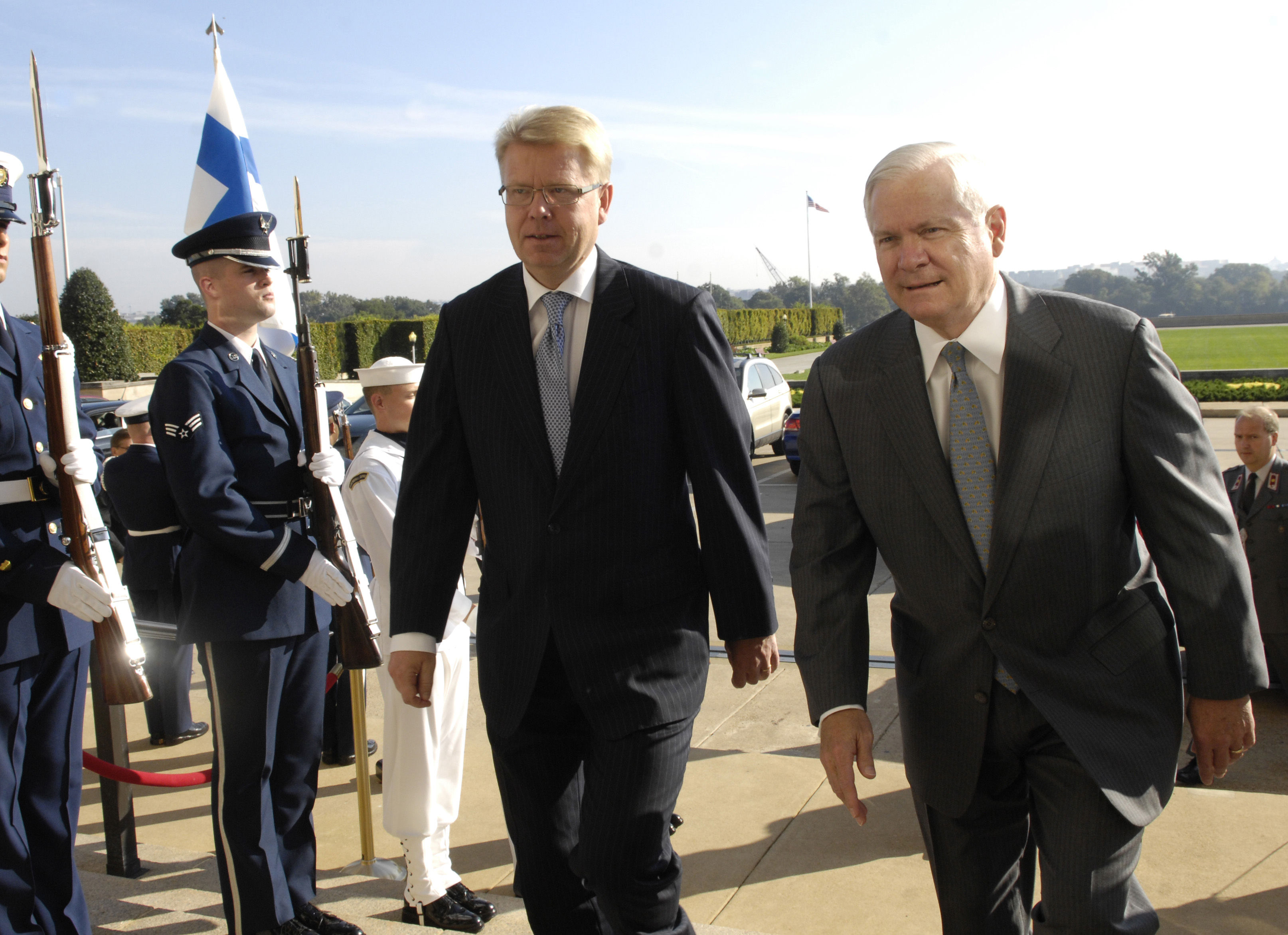 Defense.gov News Photo 090915-N-2855B-029
