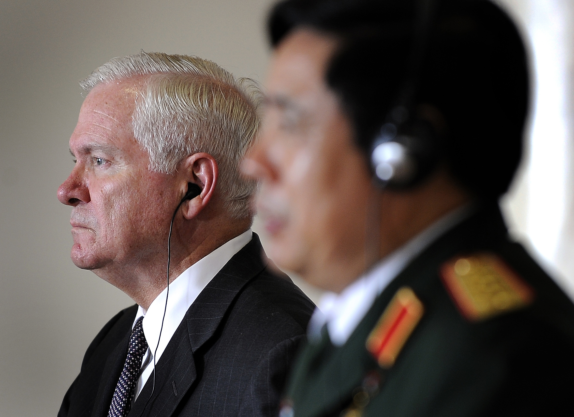 Defense.gov News Photo 101011-F-6655M-032 - Secretary of Defense Robert M. Gates and Vietnamese Minister of Defense Gen. Phung Quang Thanh hold a joint press conference in the Vietnamese