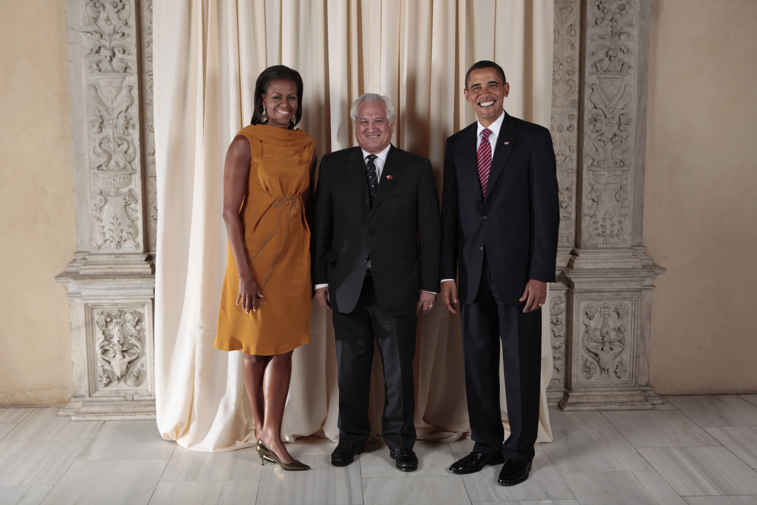 Feleti Sevele with Obamas