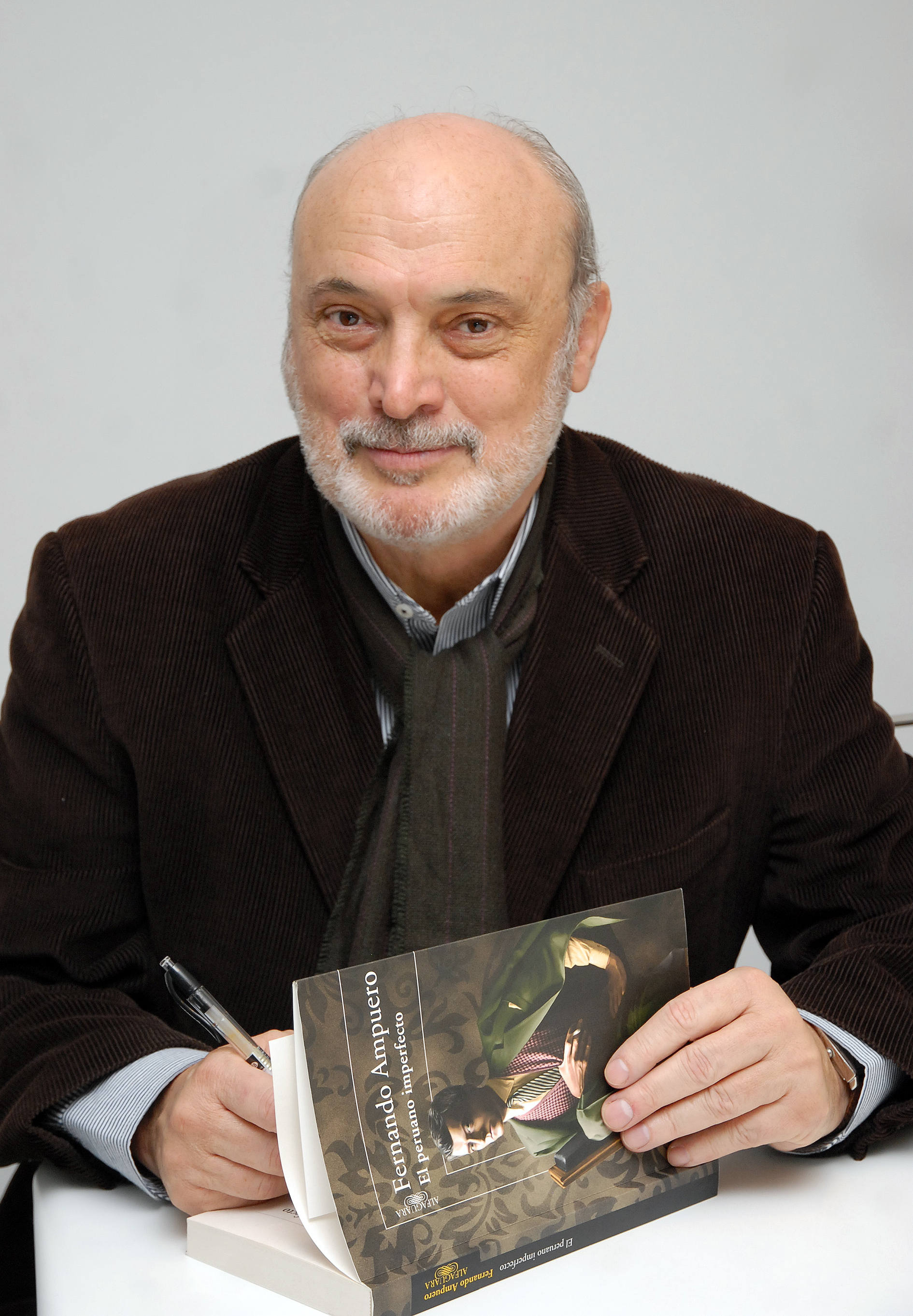 Fernando Ampuero