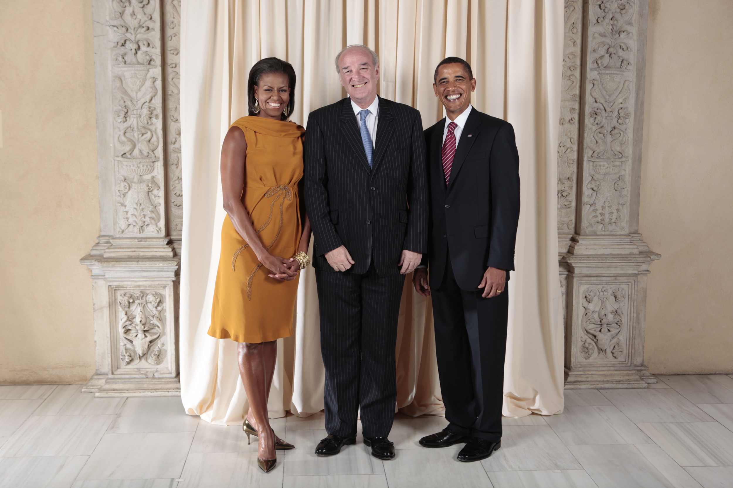 Jose Antonio Garcia-Belaunde with Obamas