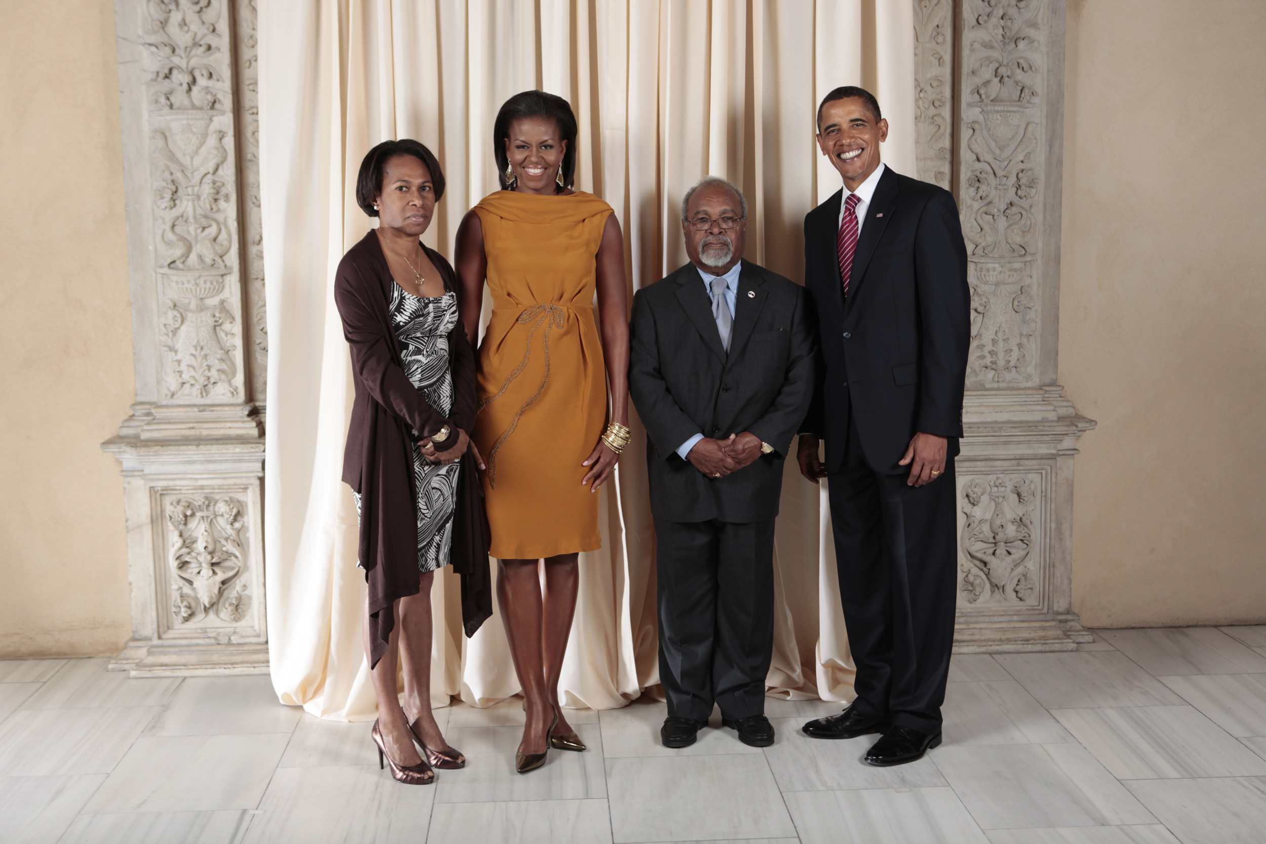 Michael Somare with Obamas