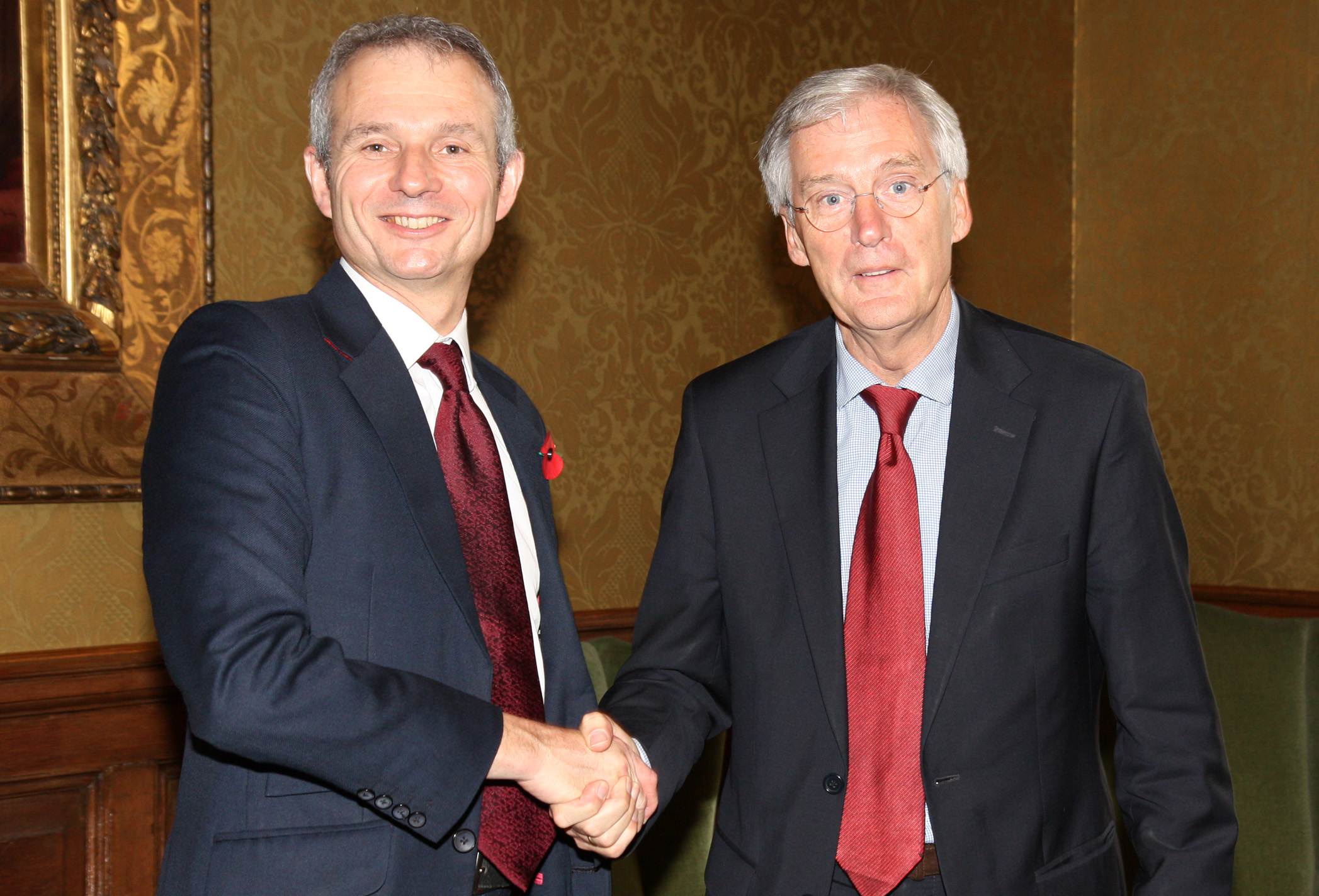 Minister for Europe David Lidington meeting Ben Knapen, Dutch Minister for European Affairs and International Cooperation in London, 4 November 2010. (5146052104)