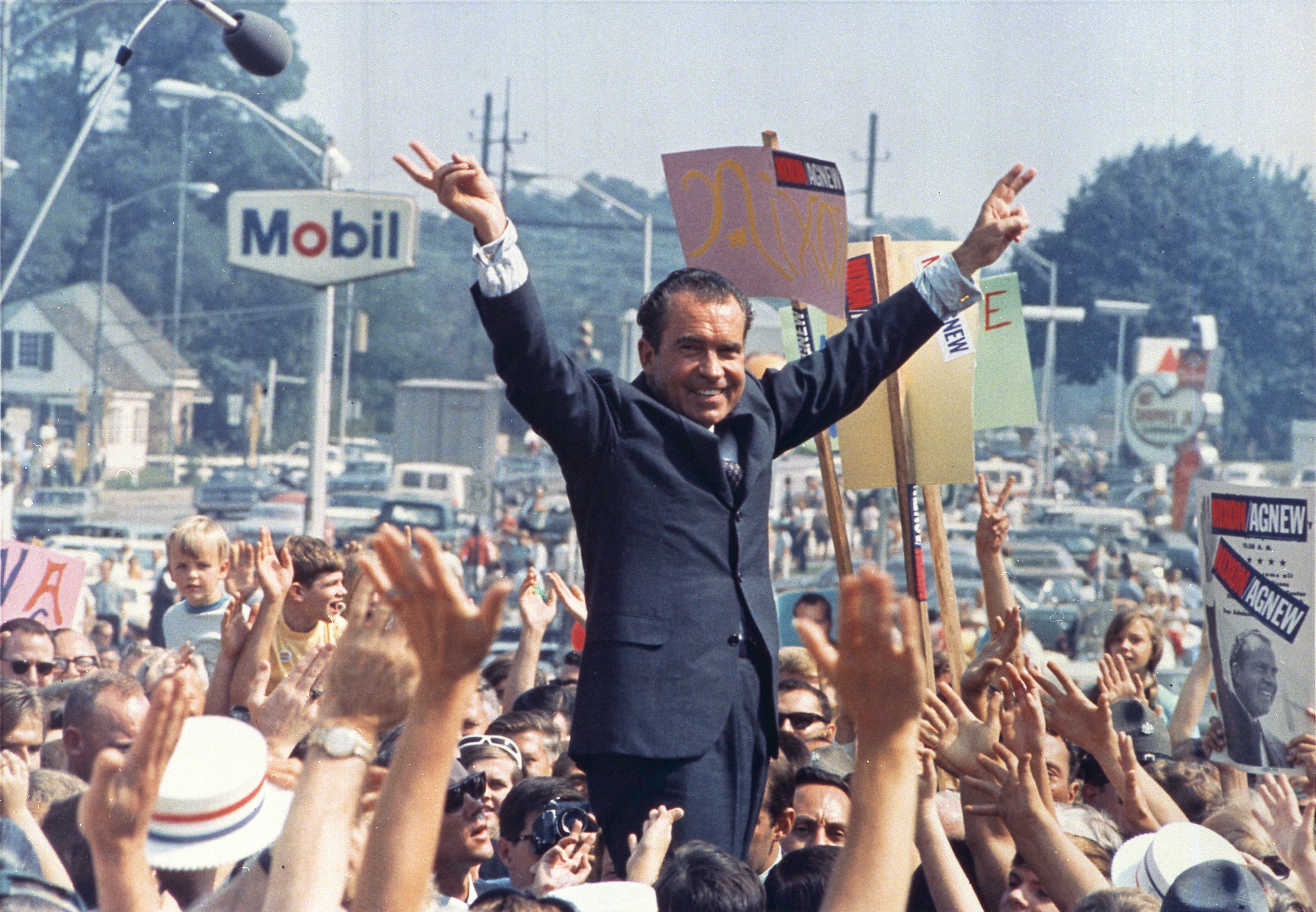 NIXONcampaigns
