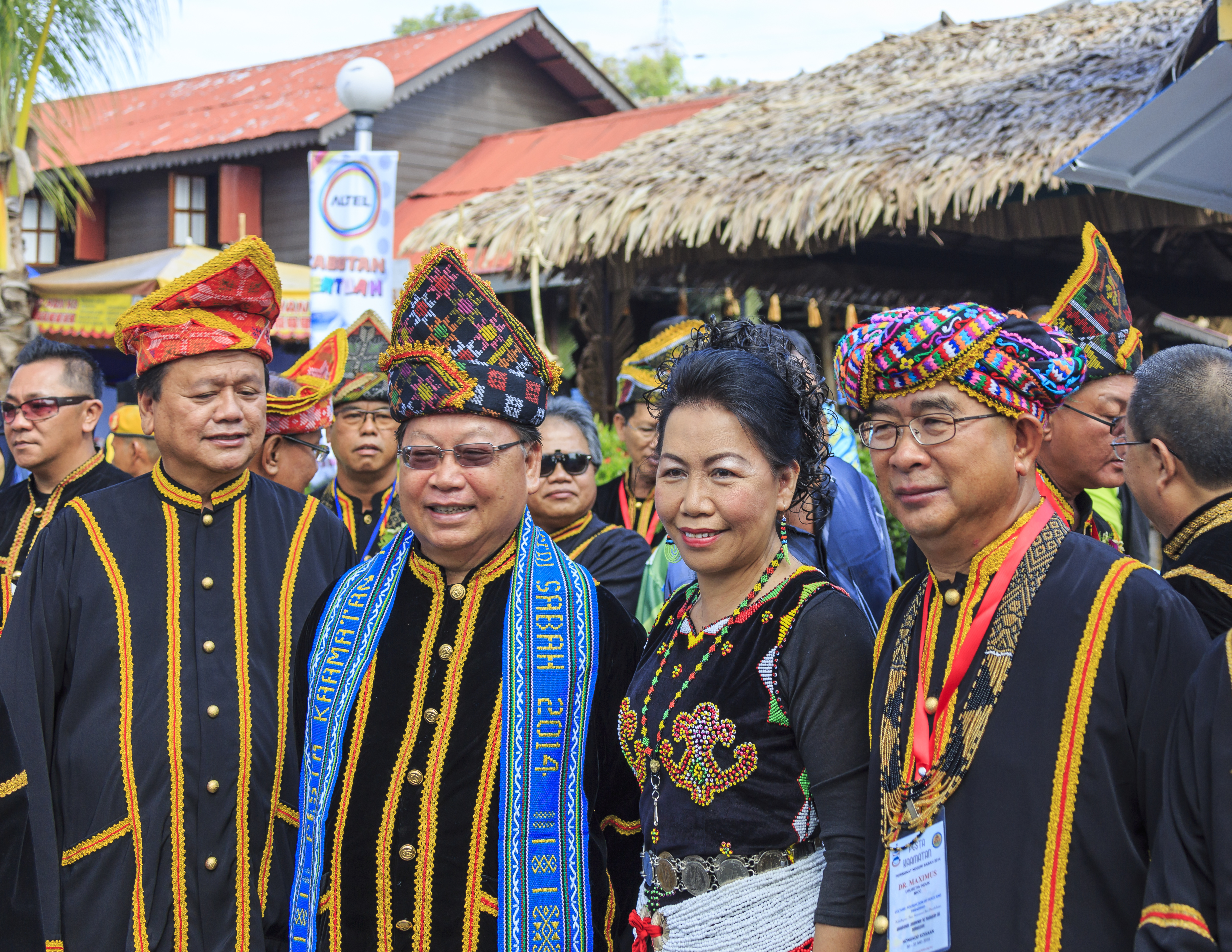 Penampang Sabah Dignitaries-at- Kaamatan-Celebrations-2014-03