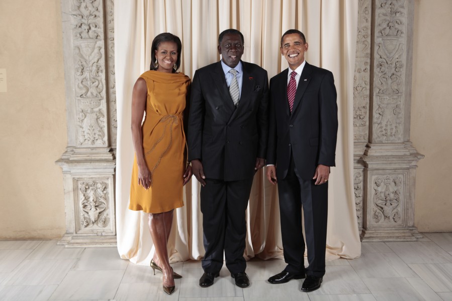 Assuncao Afonso dos Anjos with Obamas