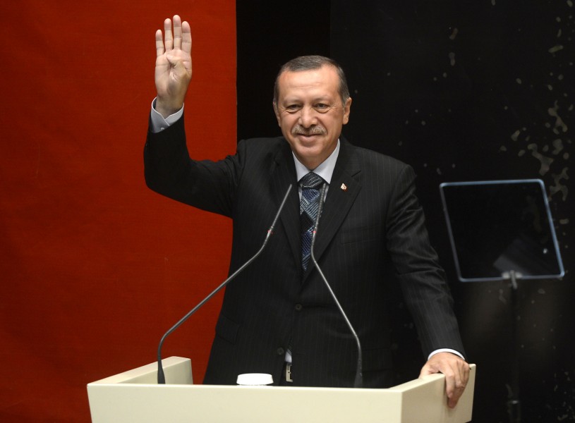 Erdogan gesturing Rabia