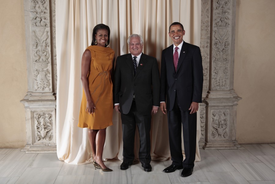 Feleti Sevele with Obamas