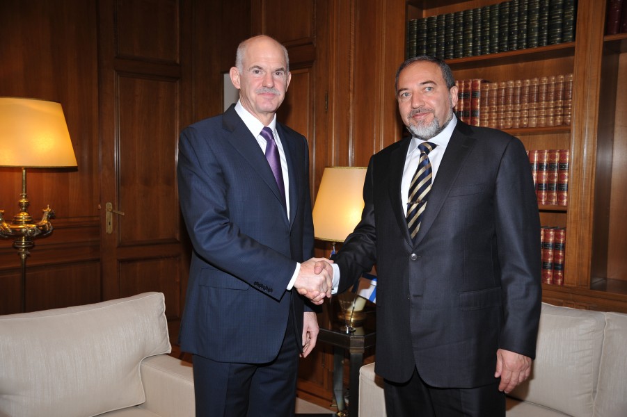 FM Liberman meets with Greek PM Papandreou