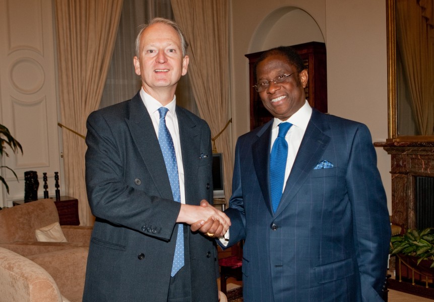Henry Bellingham met with the DRC Foreign Minister Mr Alexis Thambwe-Mwambe (5117871788)