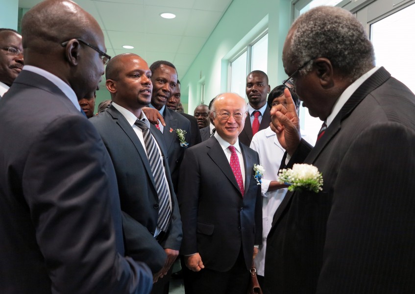 Hifikepunye Pohamba, Richard Kamwi & Yukiya Amano (01810454) (12221211176)