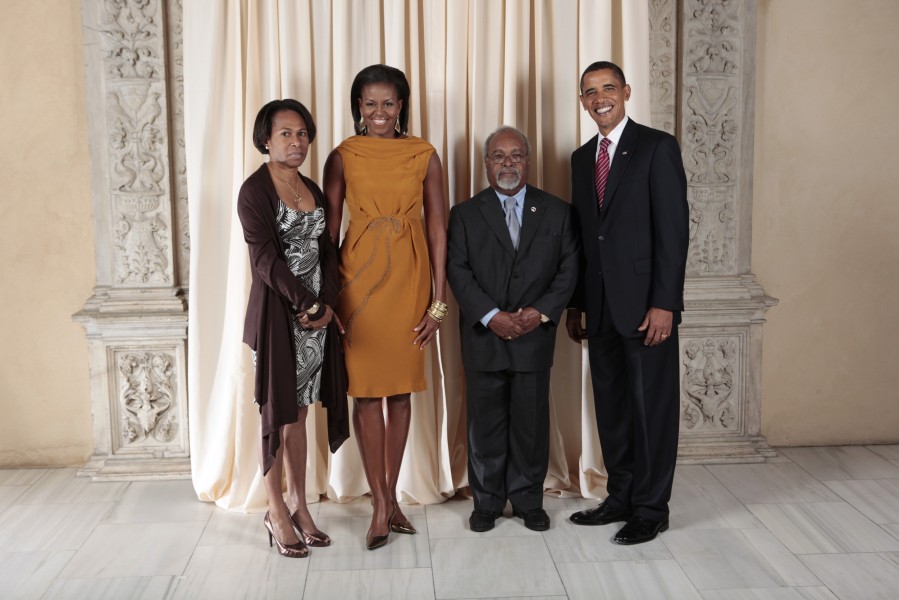 Michael Somare with Obamas