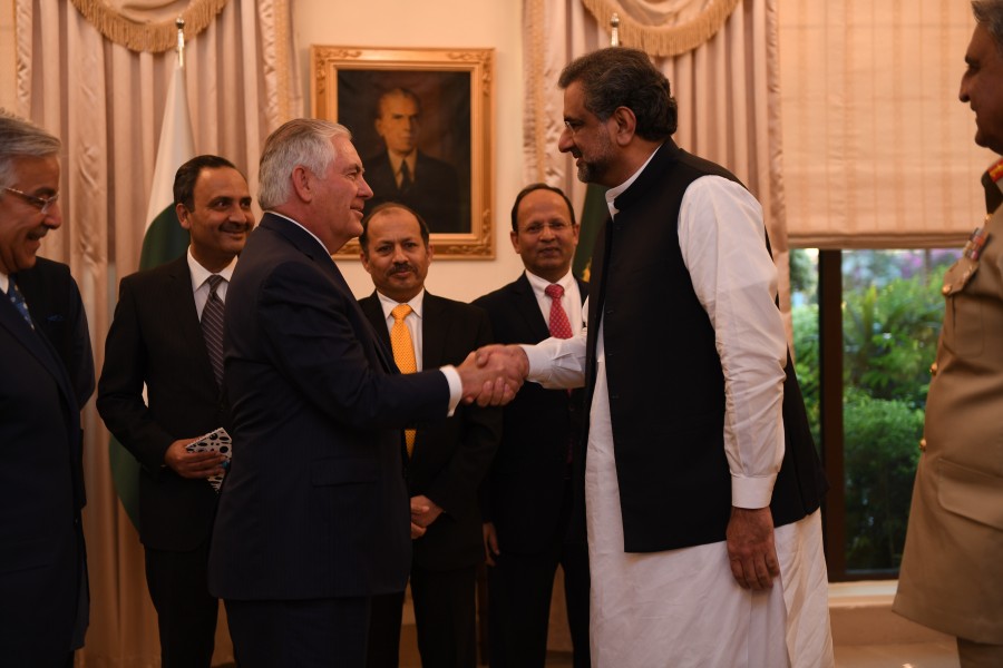 Rex Tillerson and Shahid Khaqan Abbasi in Islamabad, Pakistan - 2017 (37852997866)