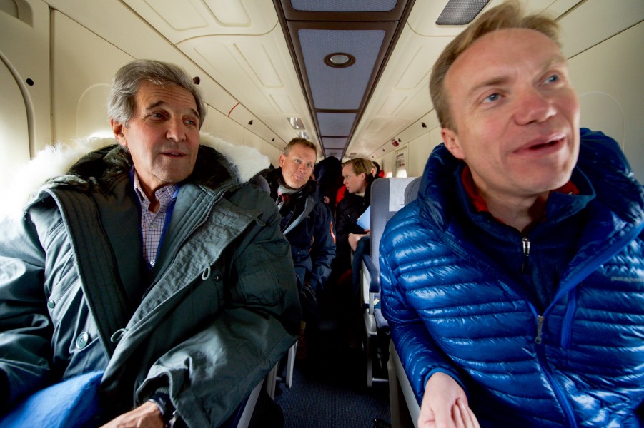Secretary Kerry and Norwegian Foreign Minister Brende Prepare to Visit an Arctic Research Station (27706402435)