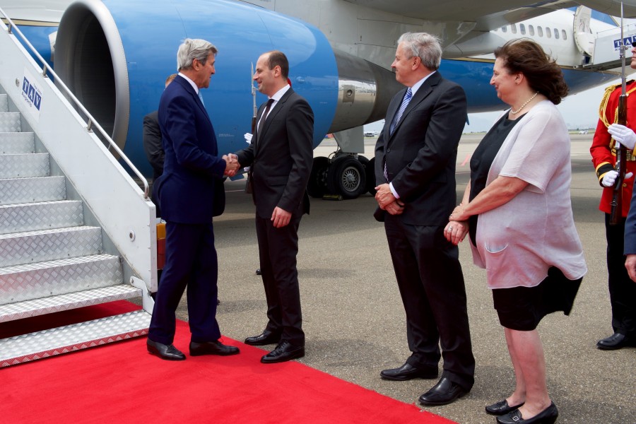 Secretary Kerry Shakes Hands with Georgian Foreign Minister Janelidze at the Tbilisi International Airport in Georgia (28125252505)