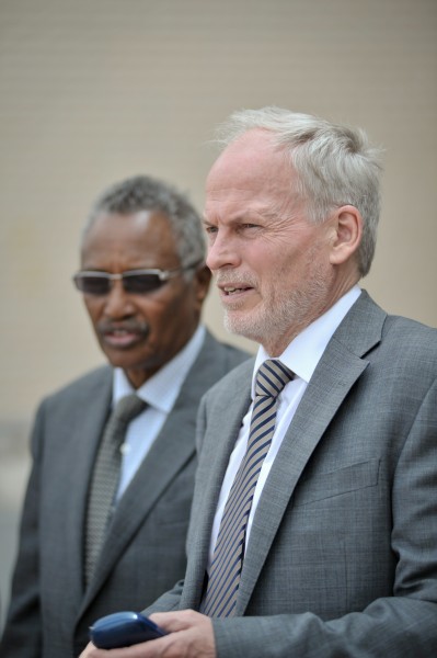 Special Representative of the United Nations Secretary-General, Nicholas Kay, meets with President Abdirahman Farole of Puntland on July 13, during his first trip to the region since taking office. AU (9285212754)