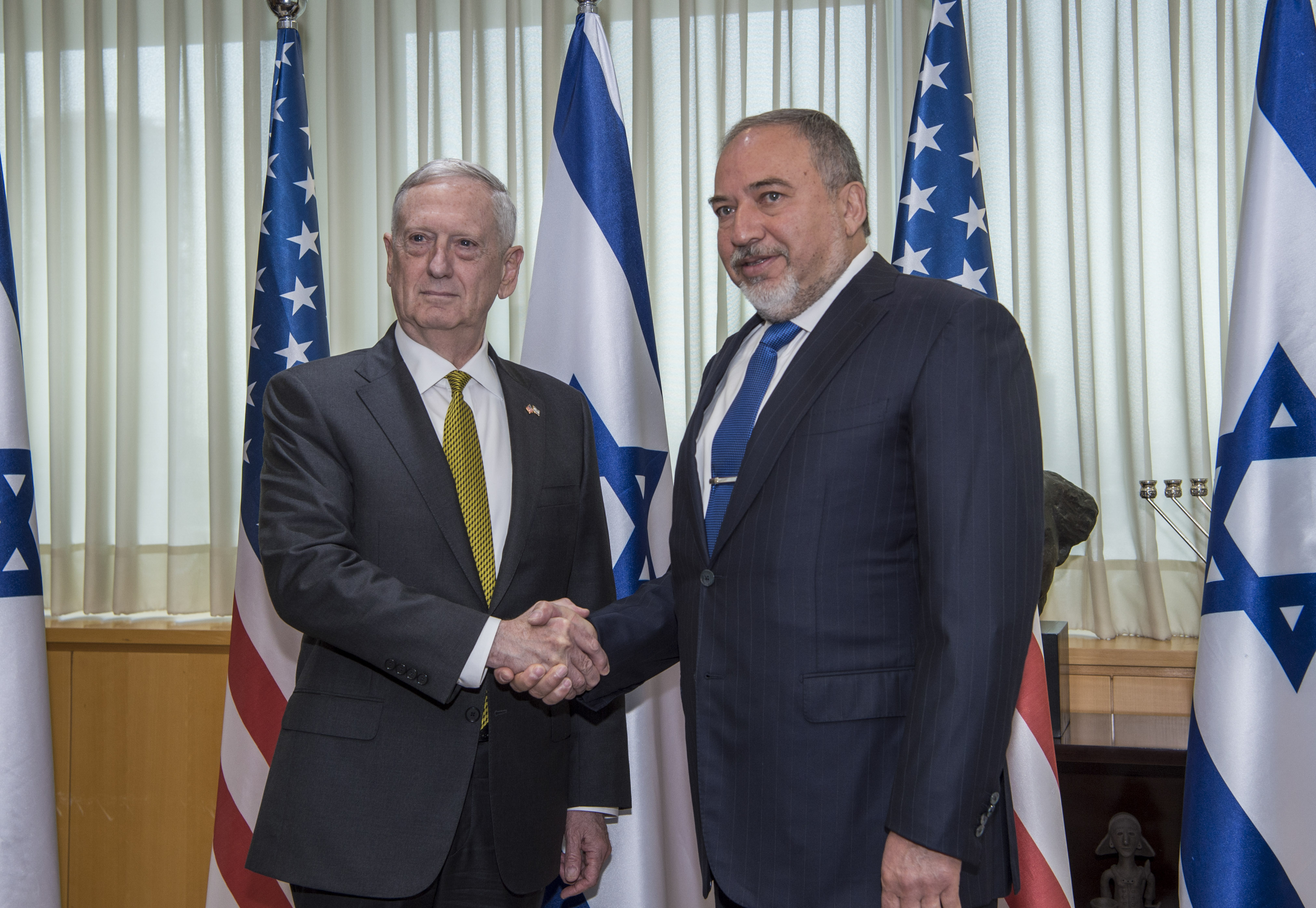 SD visits Israel 170421-D-GO396-0190 (34021073702)