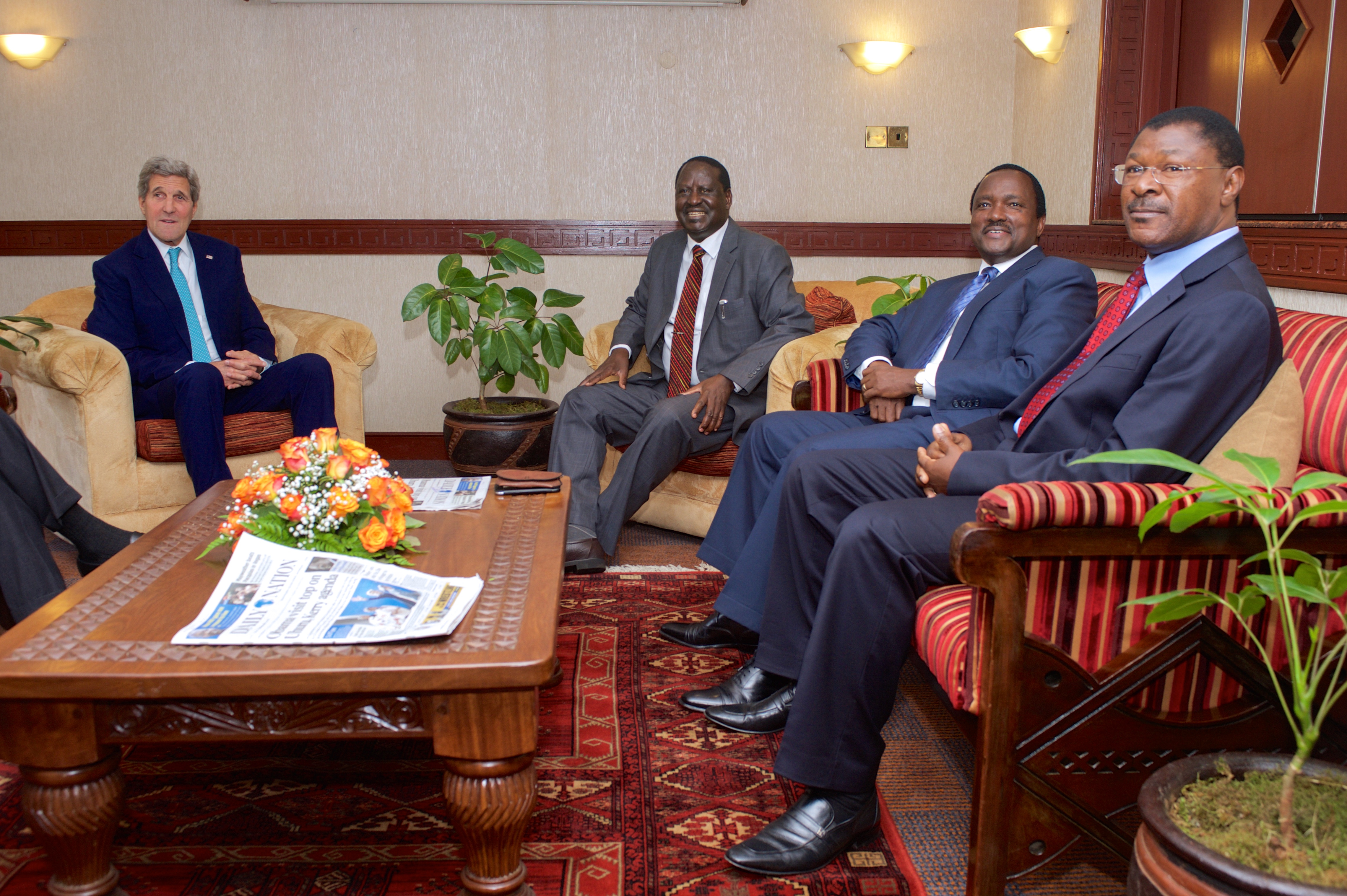 Secretary Kerry, Assistant Secretary Thomas-Greenfield, and Ambassador Godec Meet With Kenyan Opposition Leaders in Nairobi (17179113978)