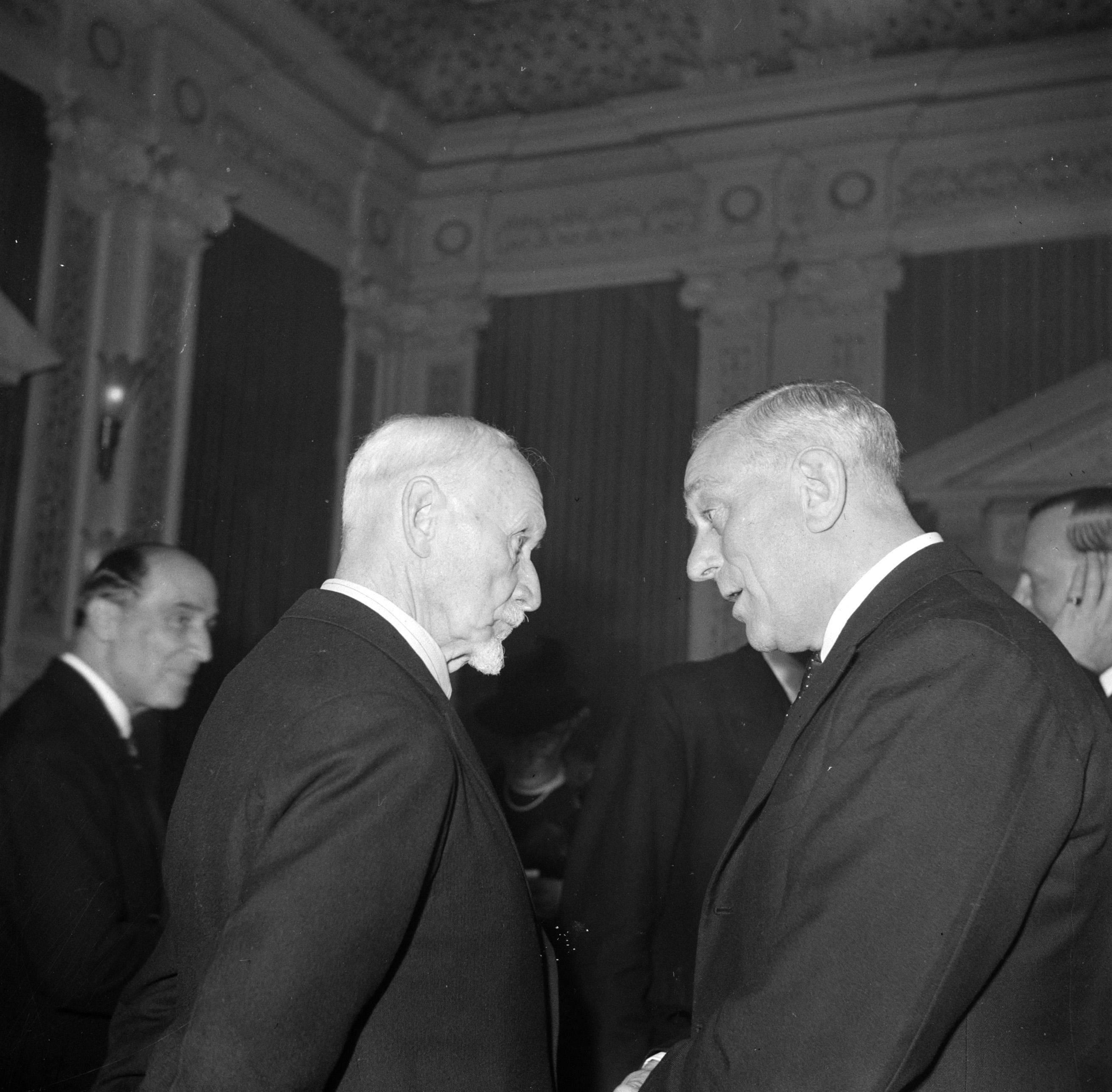 Smuts1946