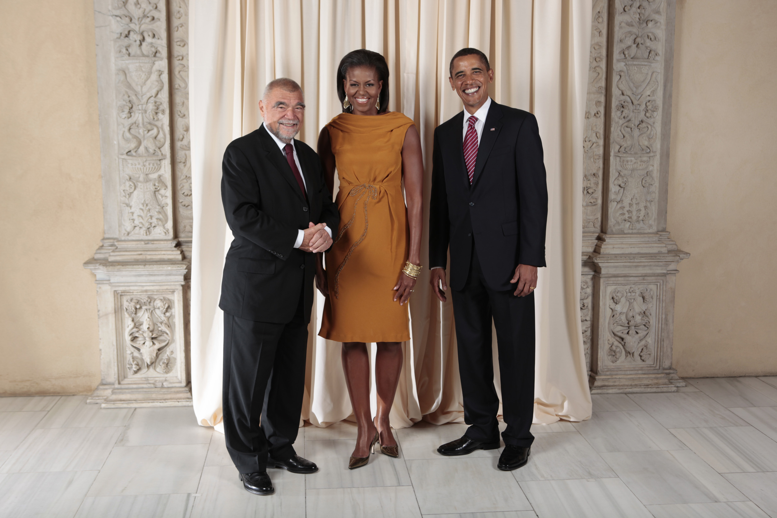 Stjepan Mesic with Obamas