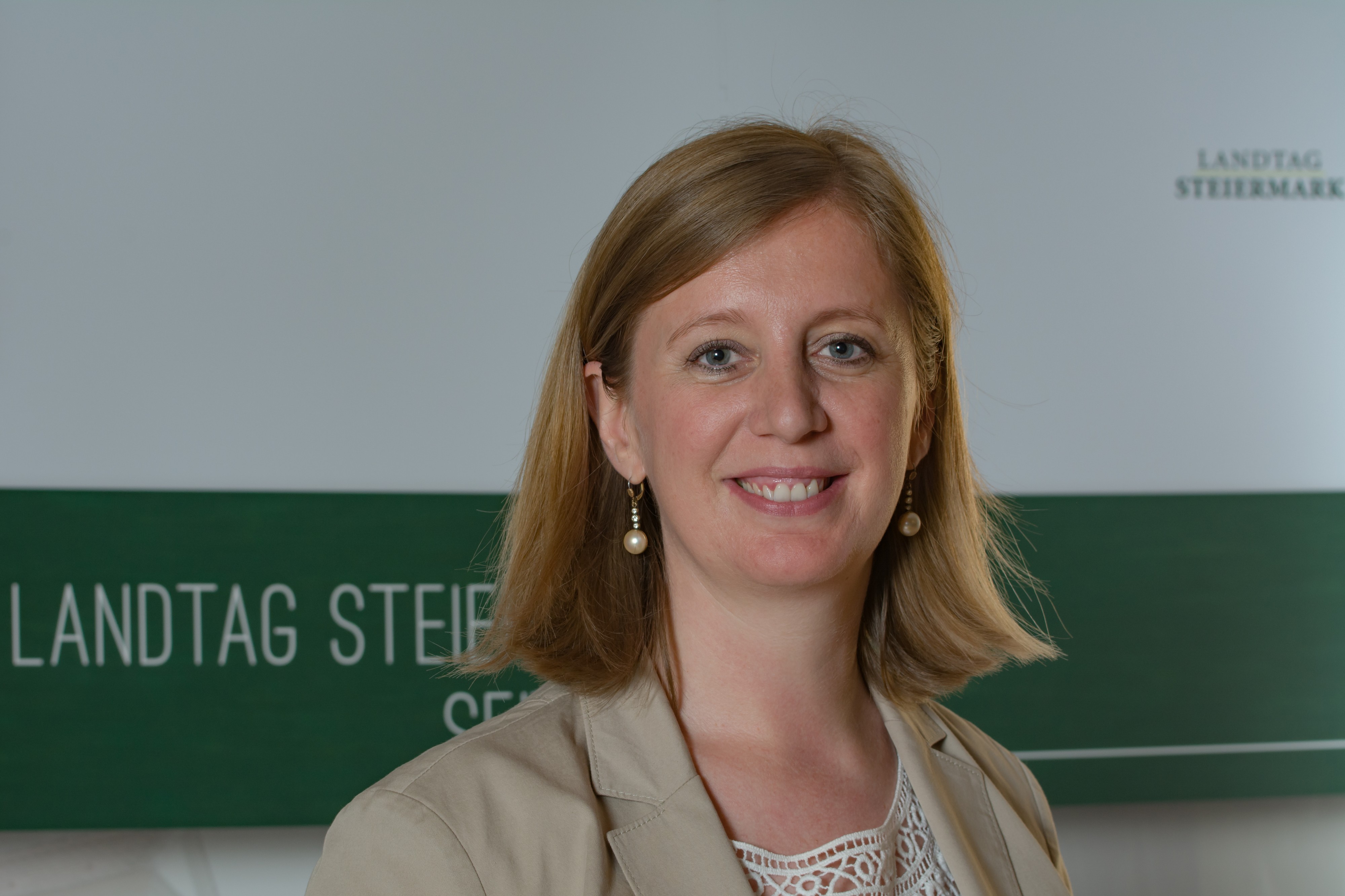 20160706-Barbara Eibinger-Miedl-IS-8201