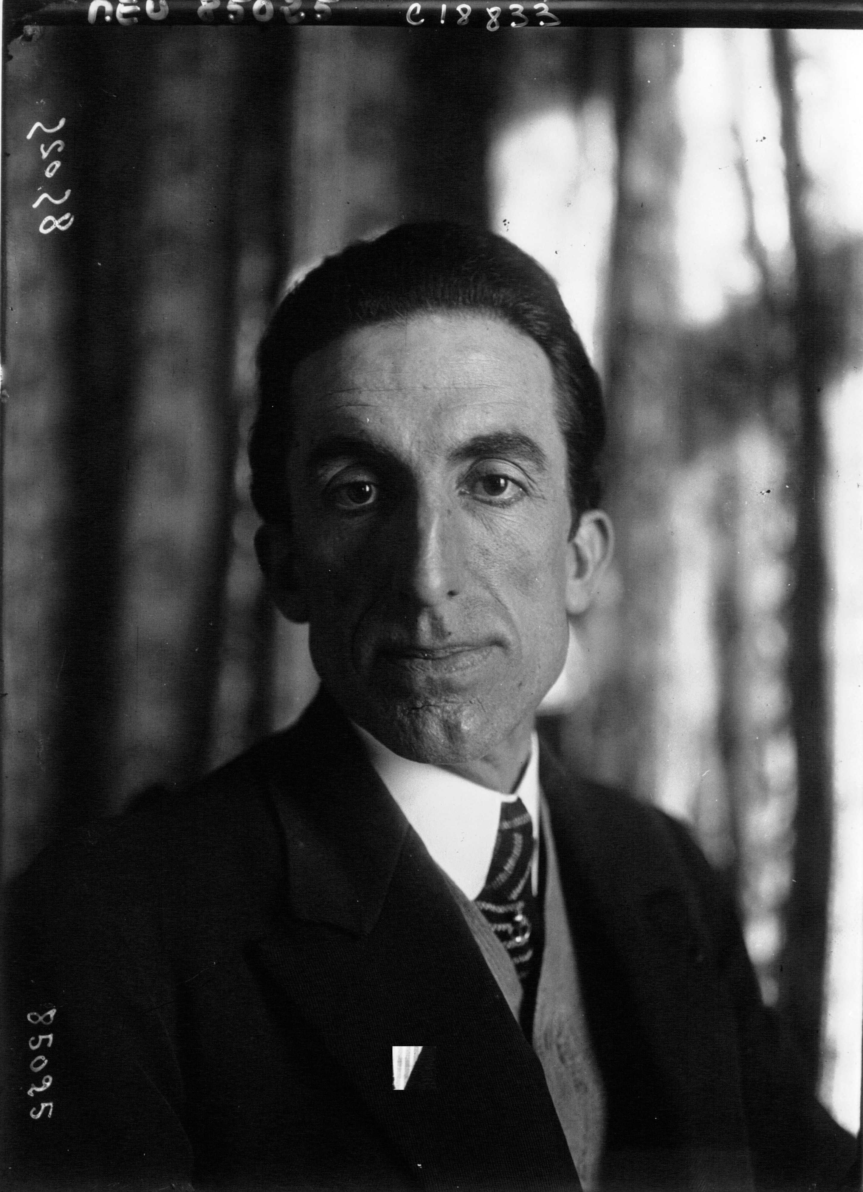Le Prieur 1920