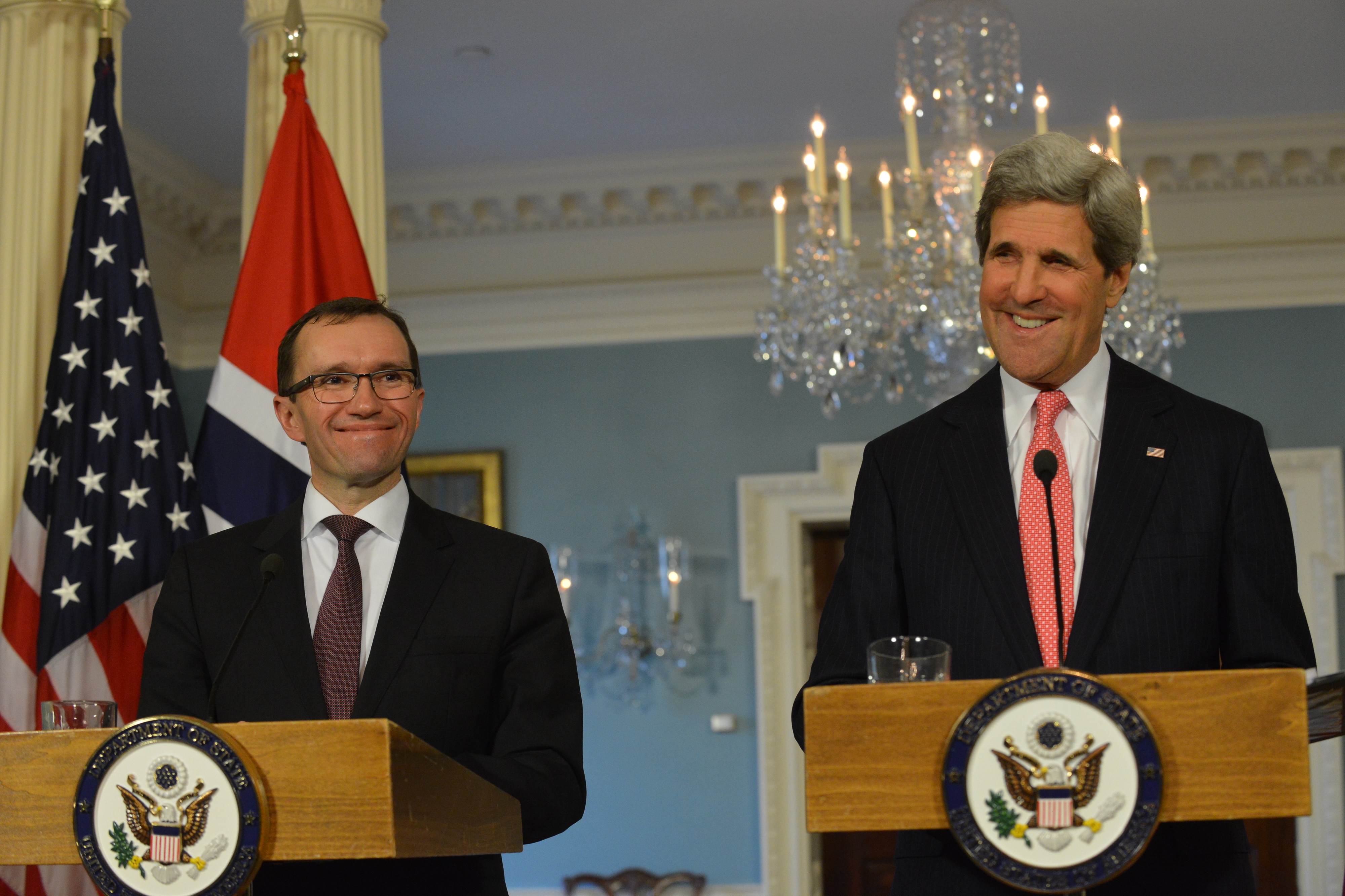 Secretary Kerry and Norwegian Foreign Minister Espen Barth Eide Address Reporters