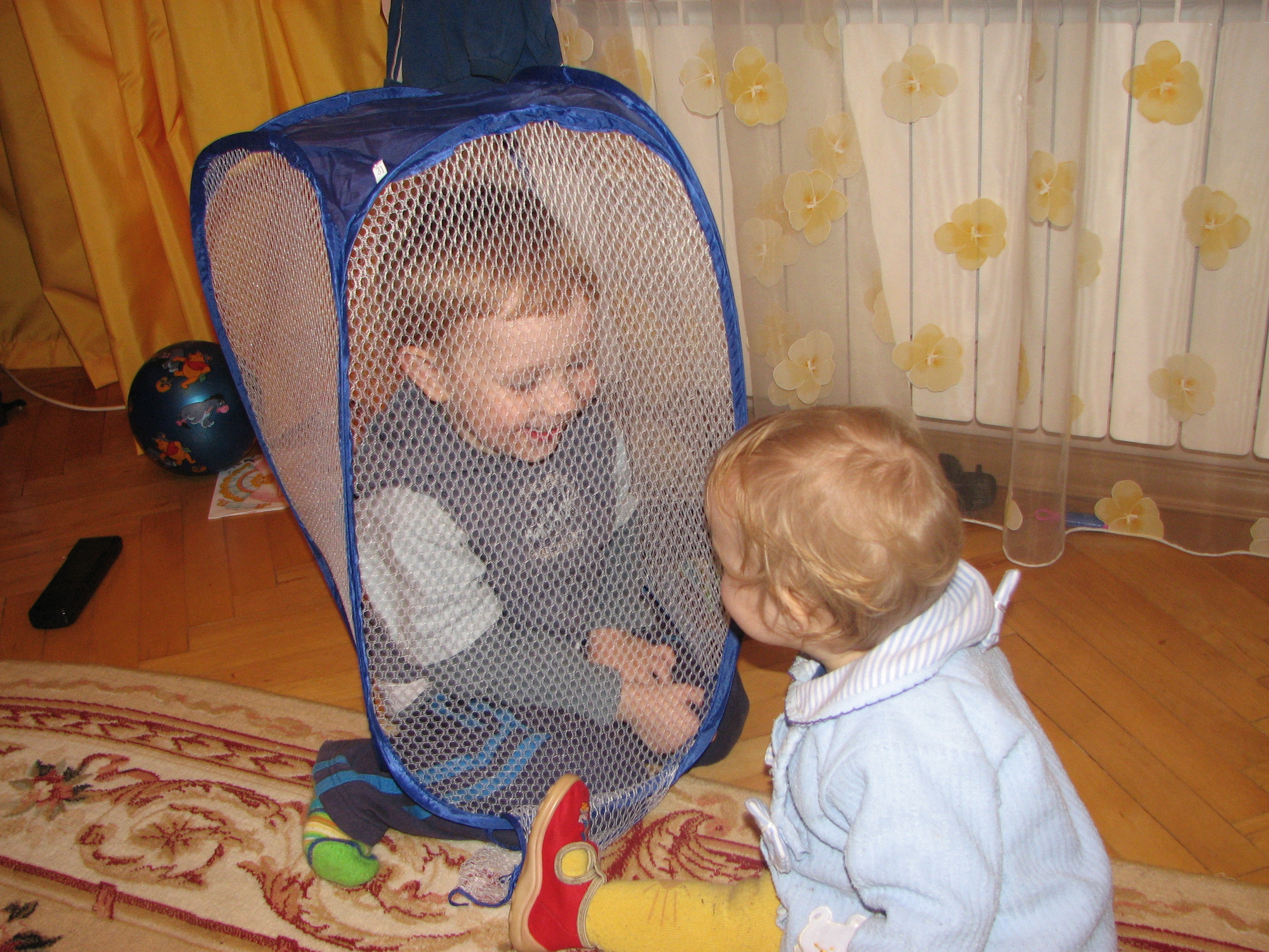 A baby kid girl and her brother, picture 041