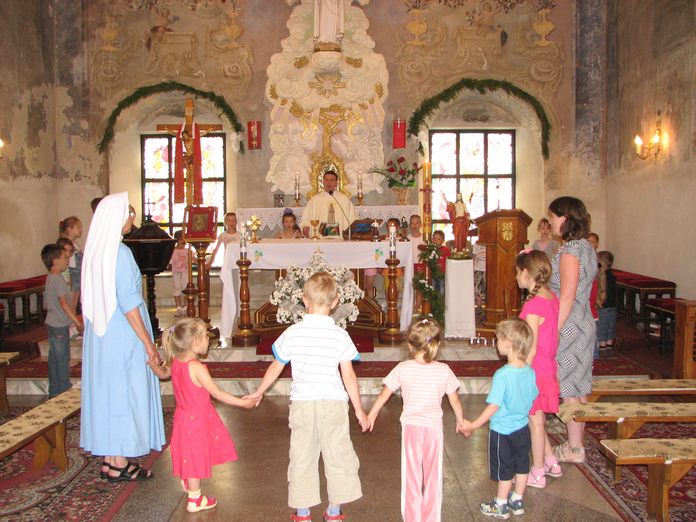 Holy Eucharist Catholic Service