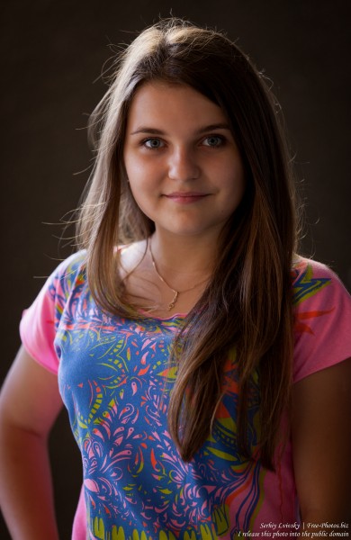 a 14-year-old brunette schoolgirl photographed in July 2015, picture 4